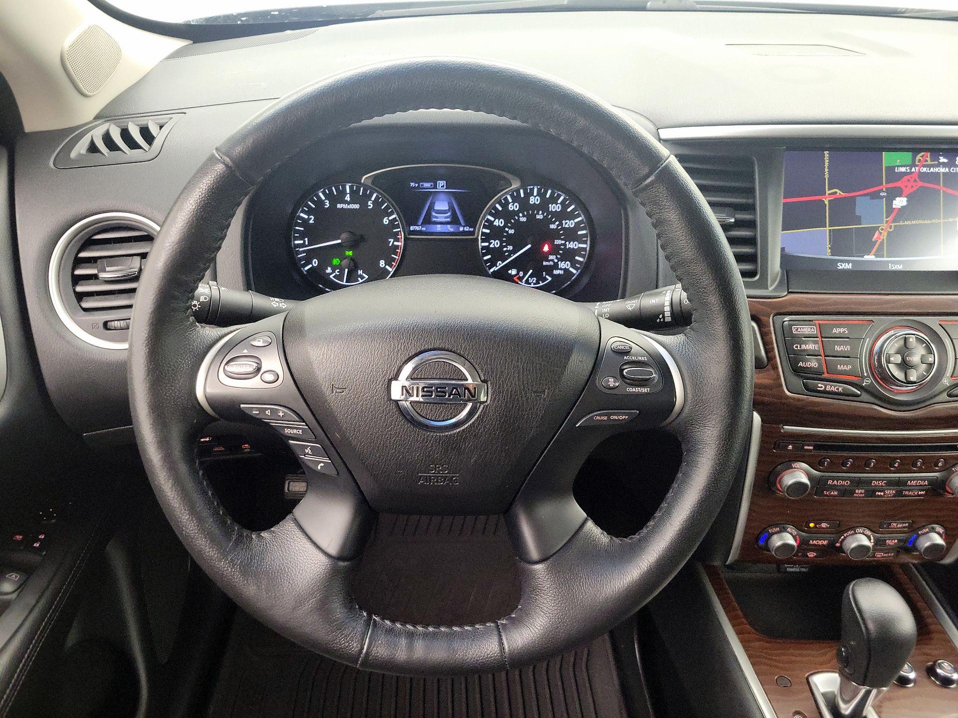 Thumbnail: 2020 Nissan Pathfinder - 10