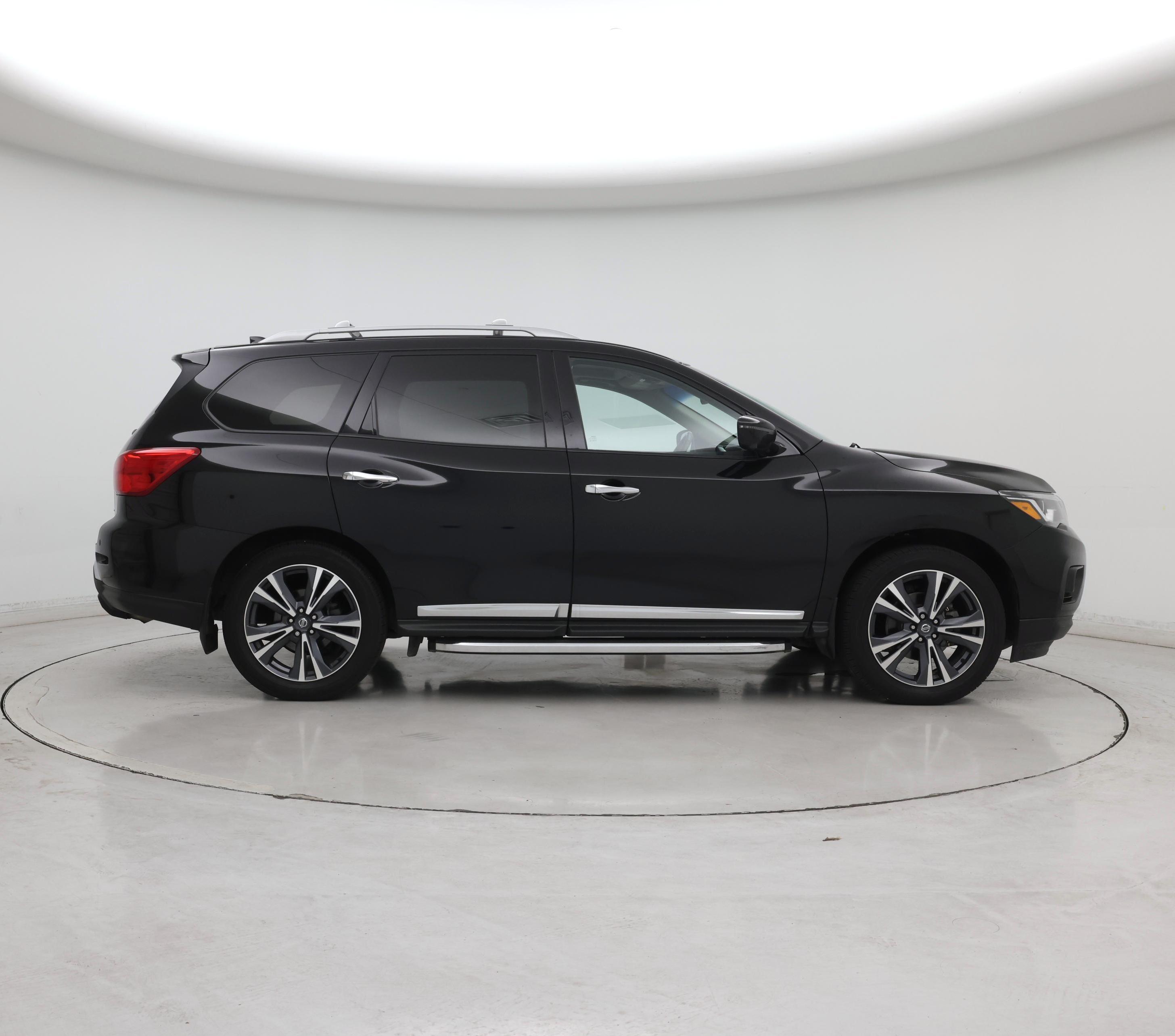 Thumbnail: 2020 Nissan Pathfinder - 7