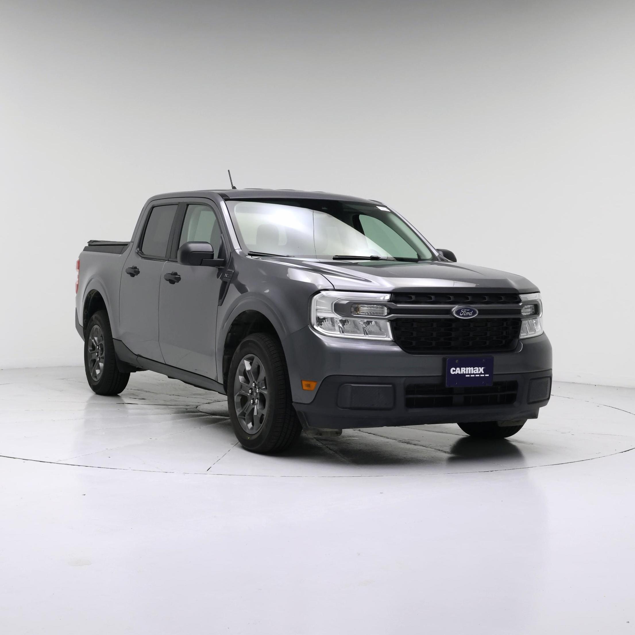 Gray 2022 Ford Maverick XLT SuperCrew FWD Pickup Truck Front-Wheel Drive Automatic