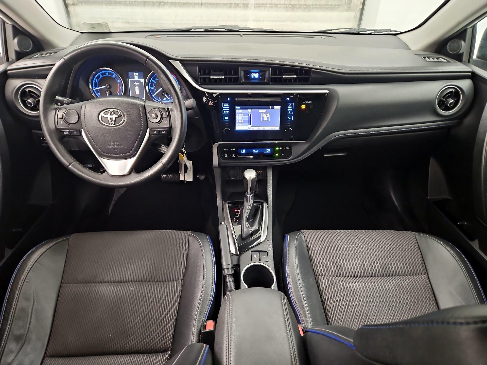 Thumbnail: 2017 Toyota Corolla - 9