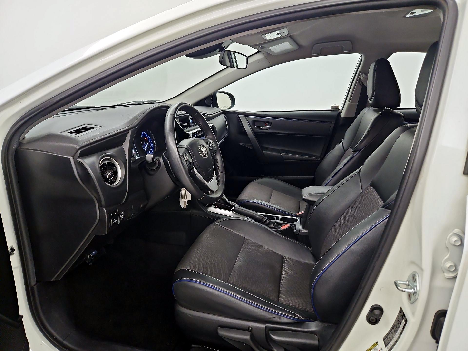 Thumbnail: 2017 Toyota Corolla - 11