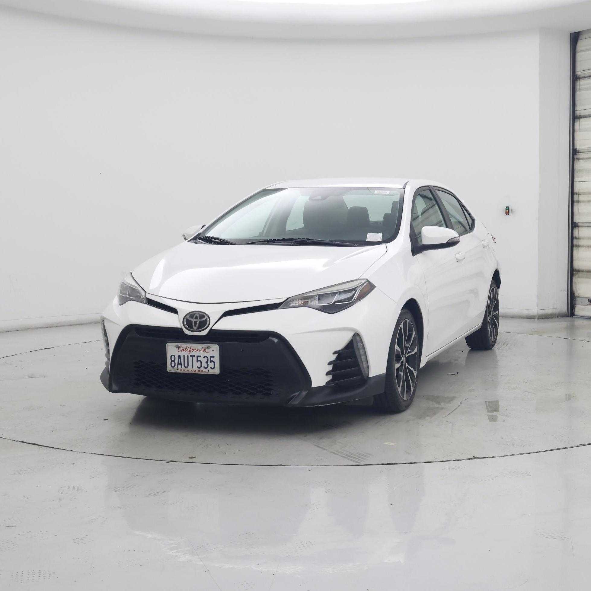 Thumbnail: 2017 Toyota Corolla - 4