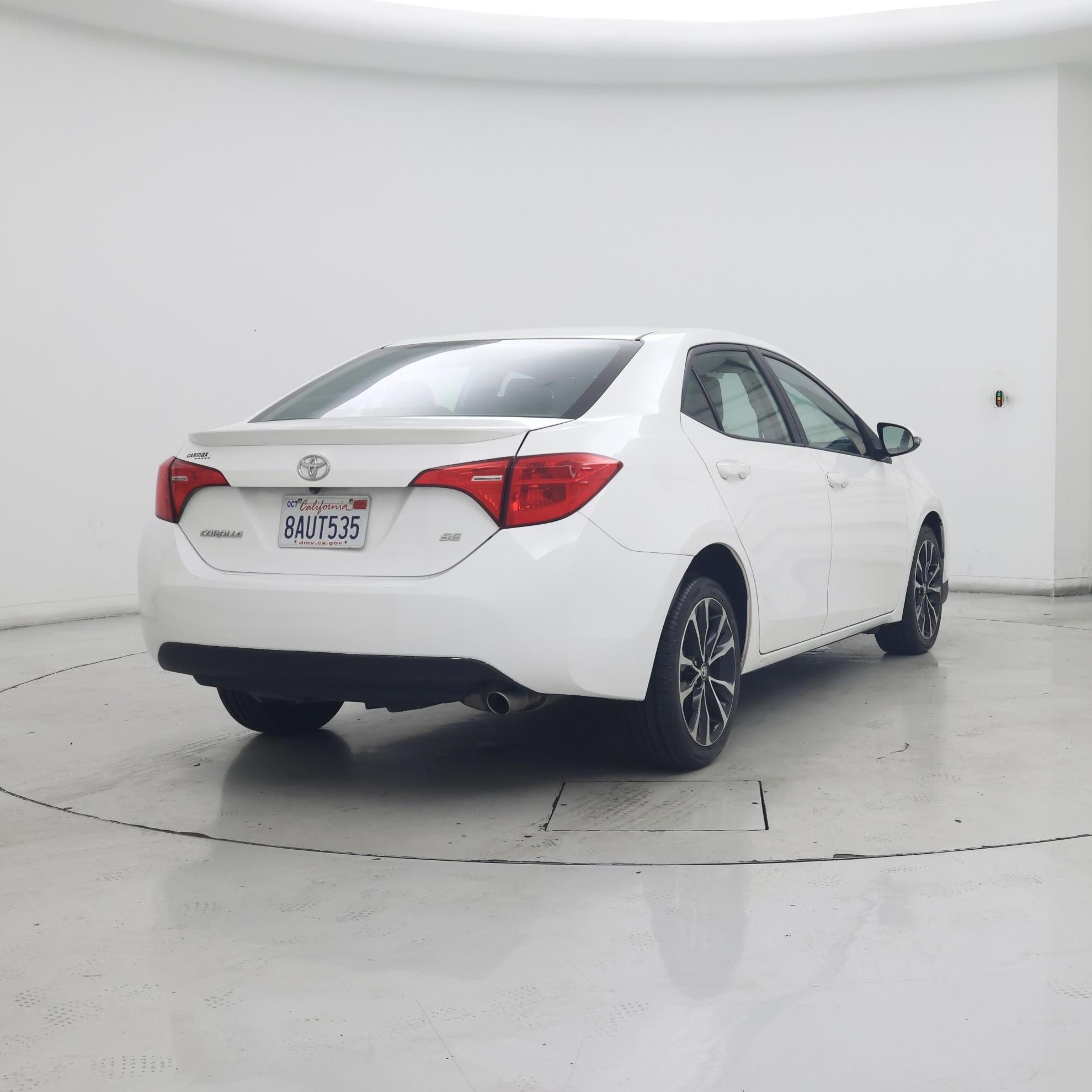 Thumbnail: 2017 Toyota Corolla - 8