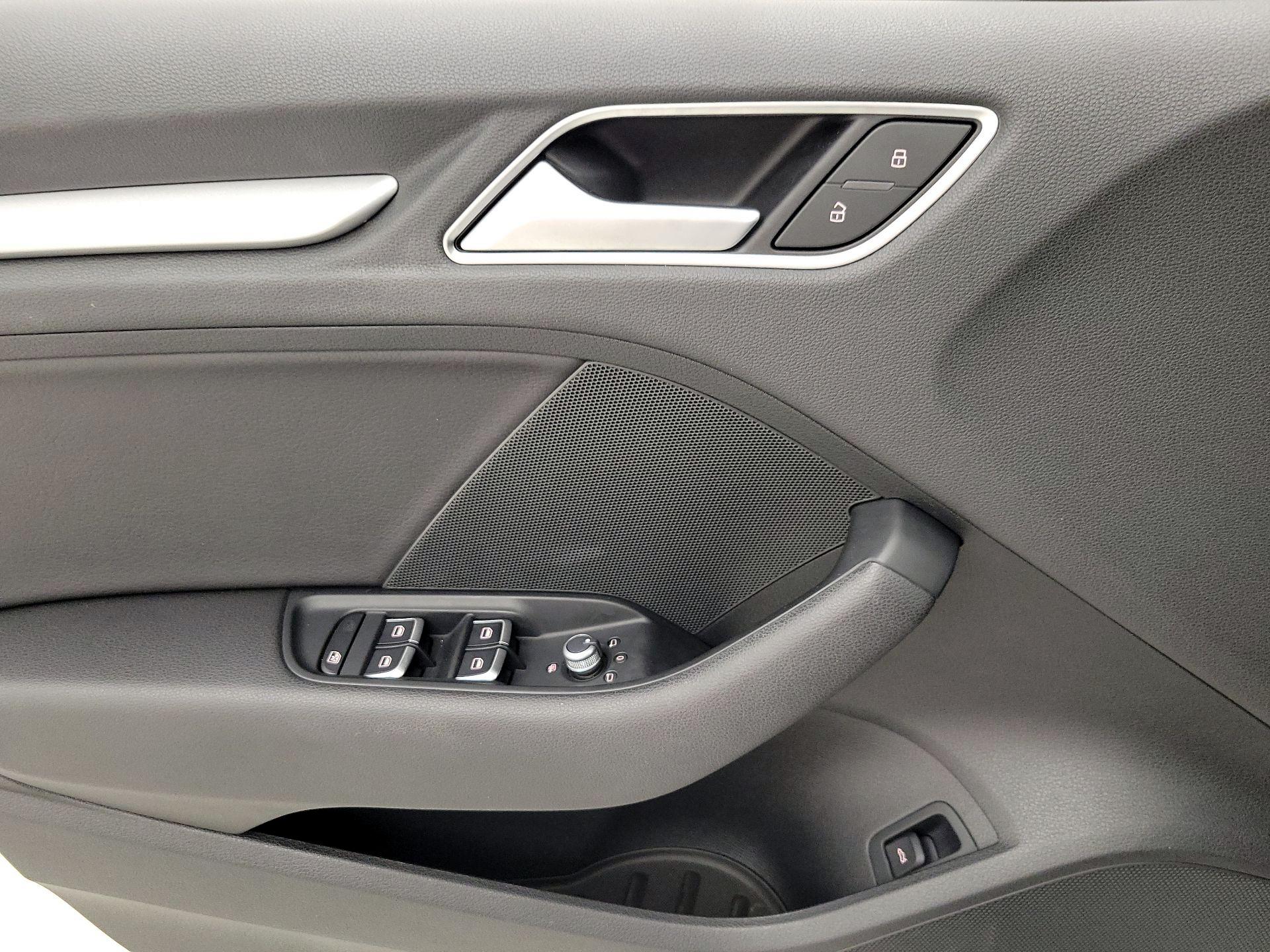 Thumbnail: 2016 Audi A3 - 12