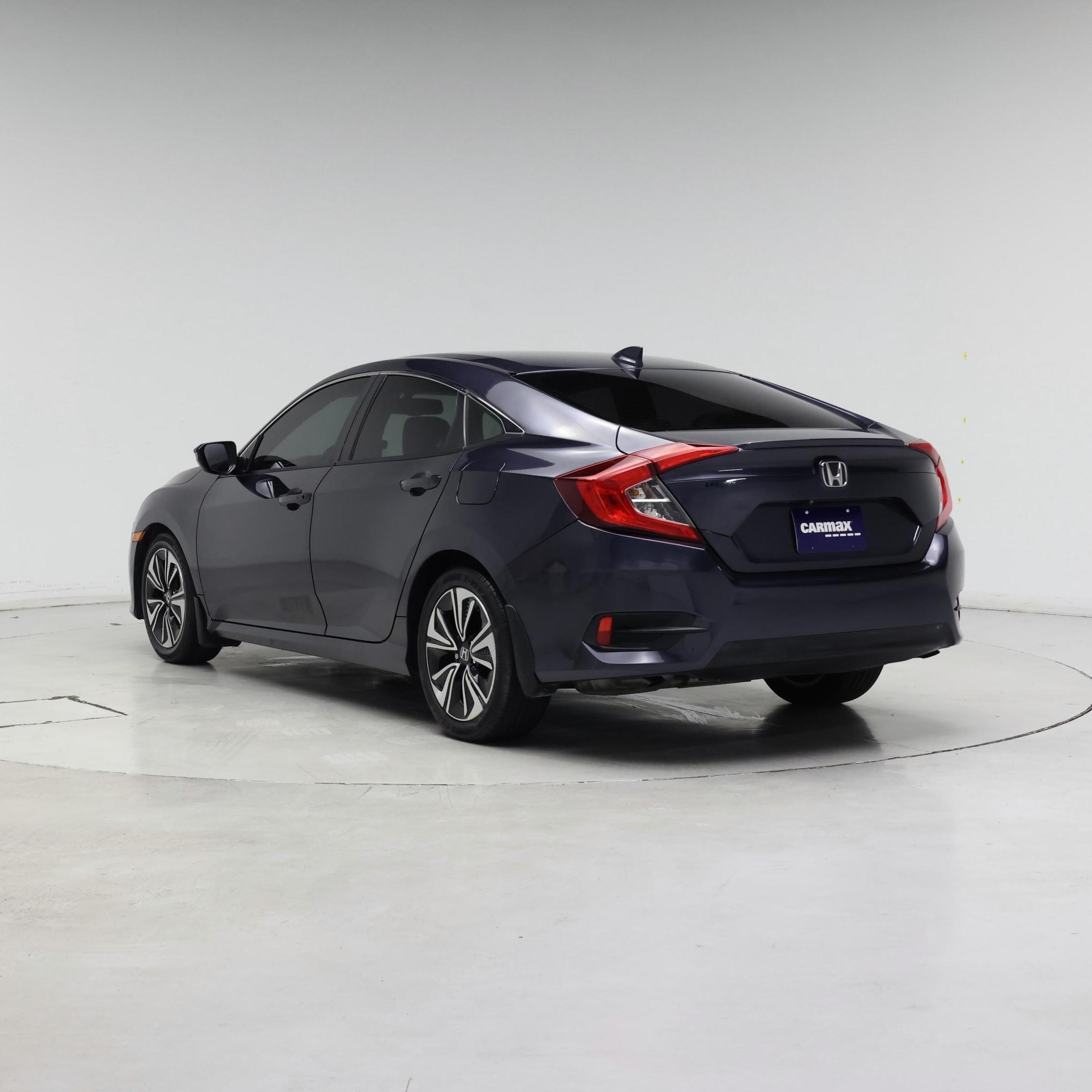Thumbnail: 2016 Honda Civic - 2