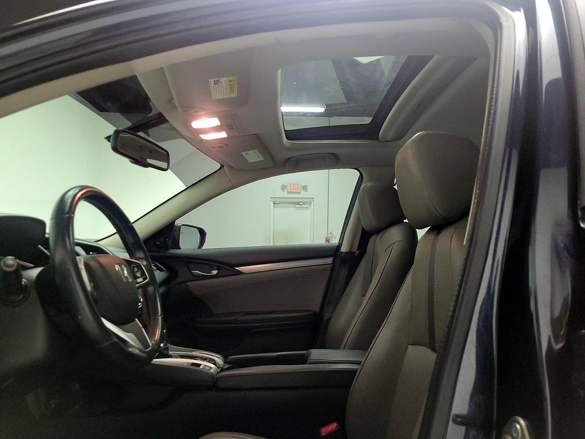 Thumbnail: 2016 Honda Civic - 19