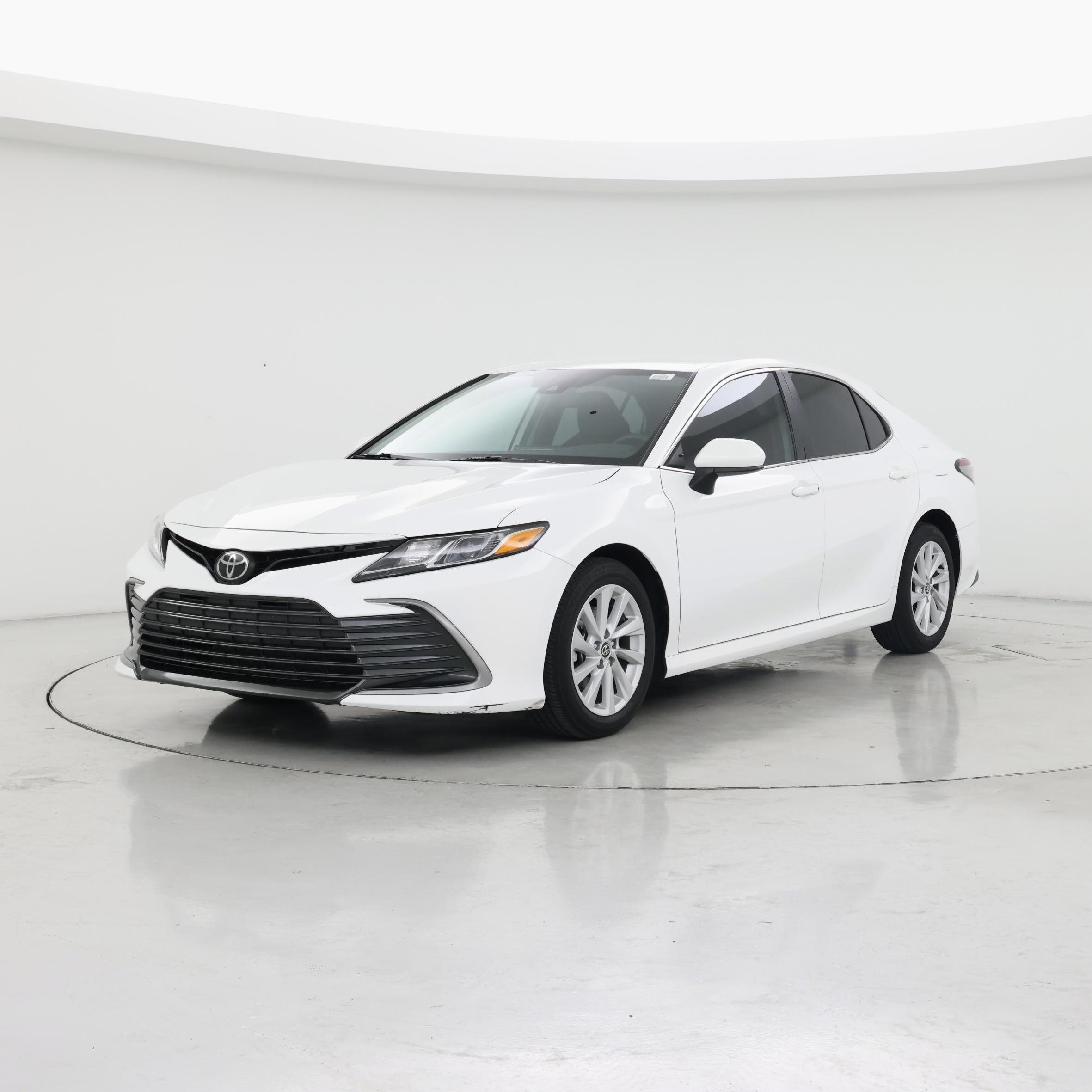 Thumbnail: 2022 Toyota Camry - 4