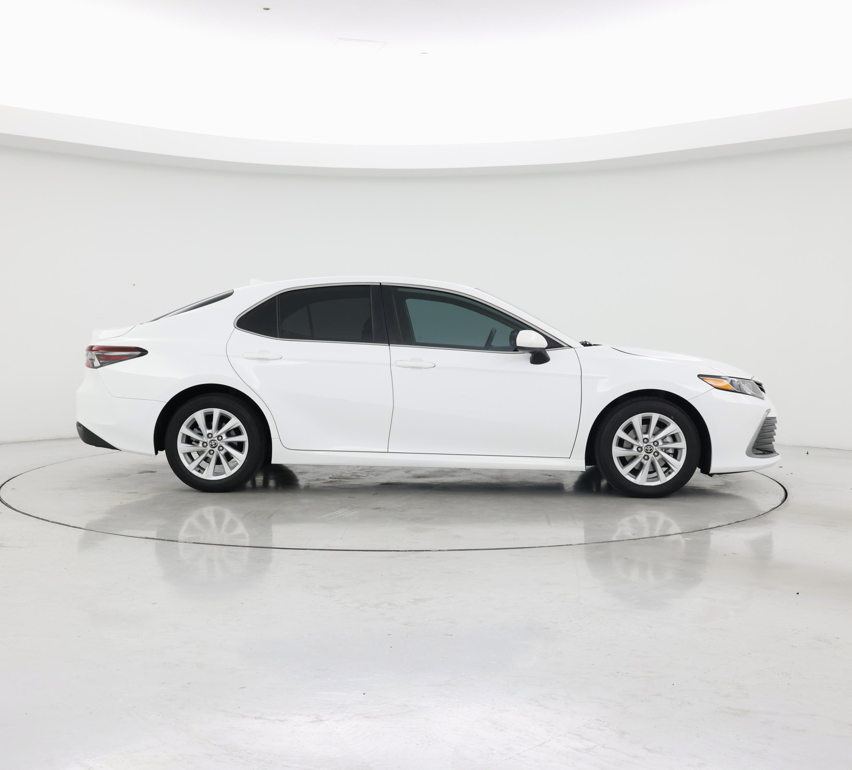 Thumbnail: 2022 Toyota Camry - 7