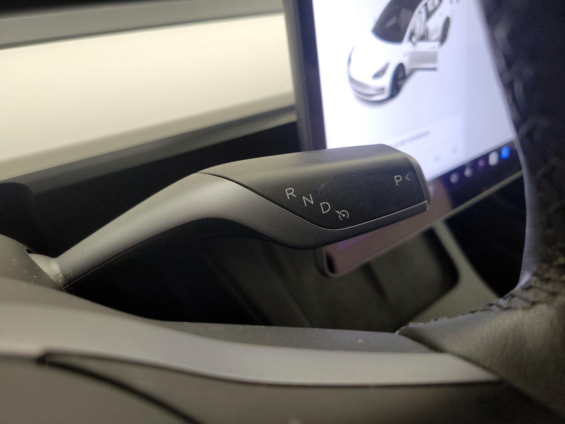 Thumbnail: 2021 Tesla Model 3 - 17