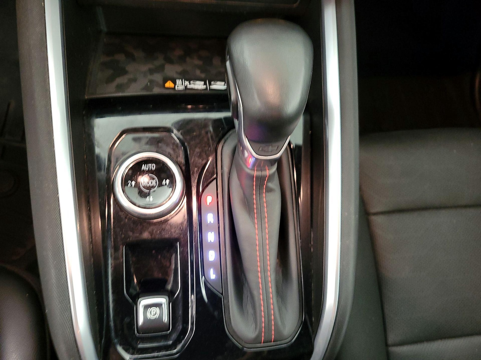 2023 Chevrolet Colorado Z71 - Photo 18