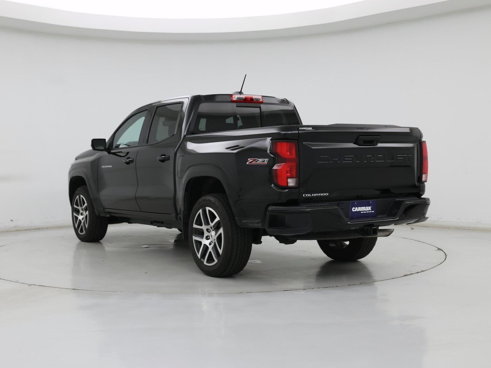 2023 Chevrolet Colorado Z71 - Photo 3