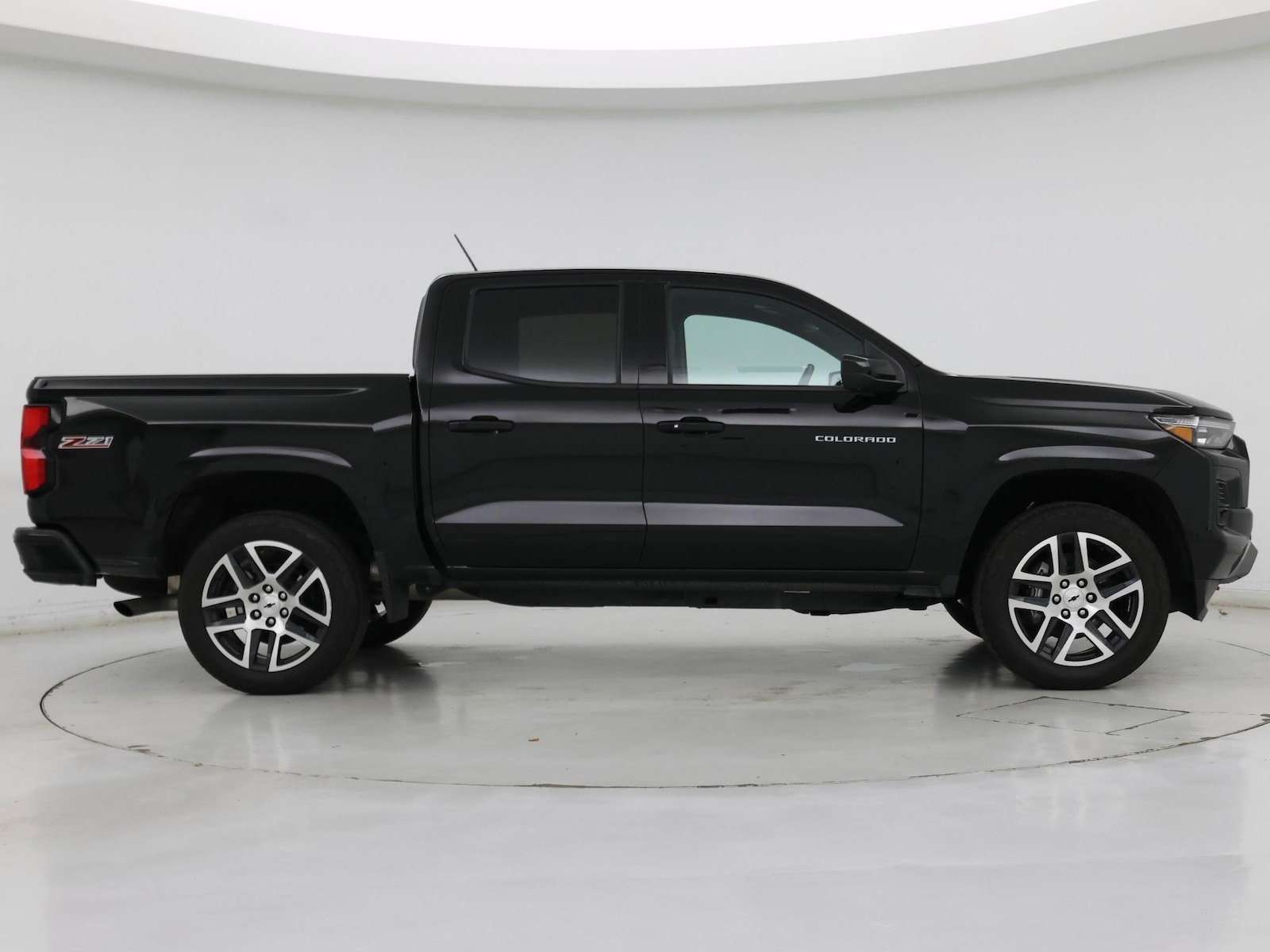 2023 Chevrolet Colorado Z71 - Photo 8