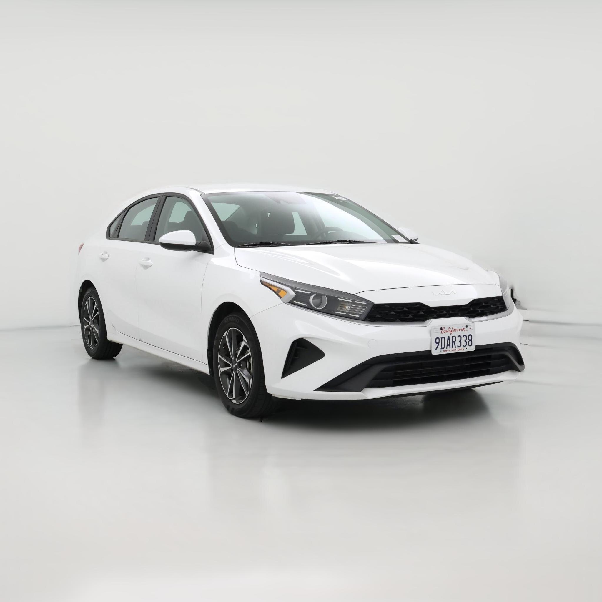 Thumbnail: 2022 Kia Forte - 1