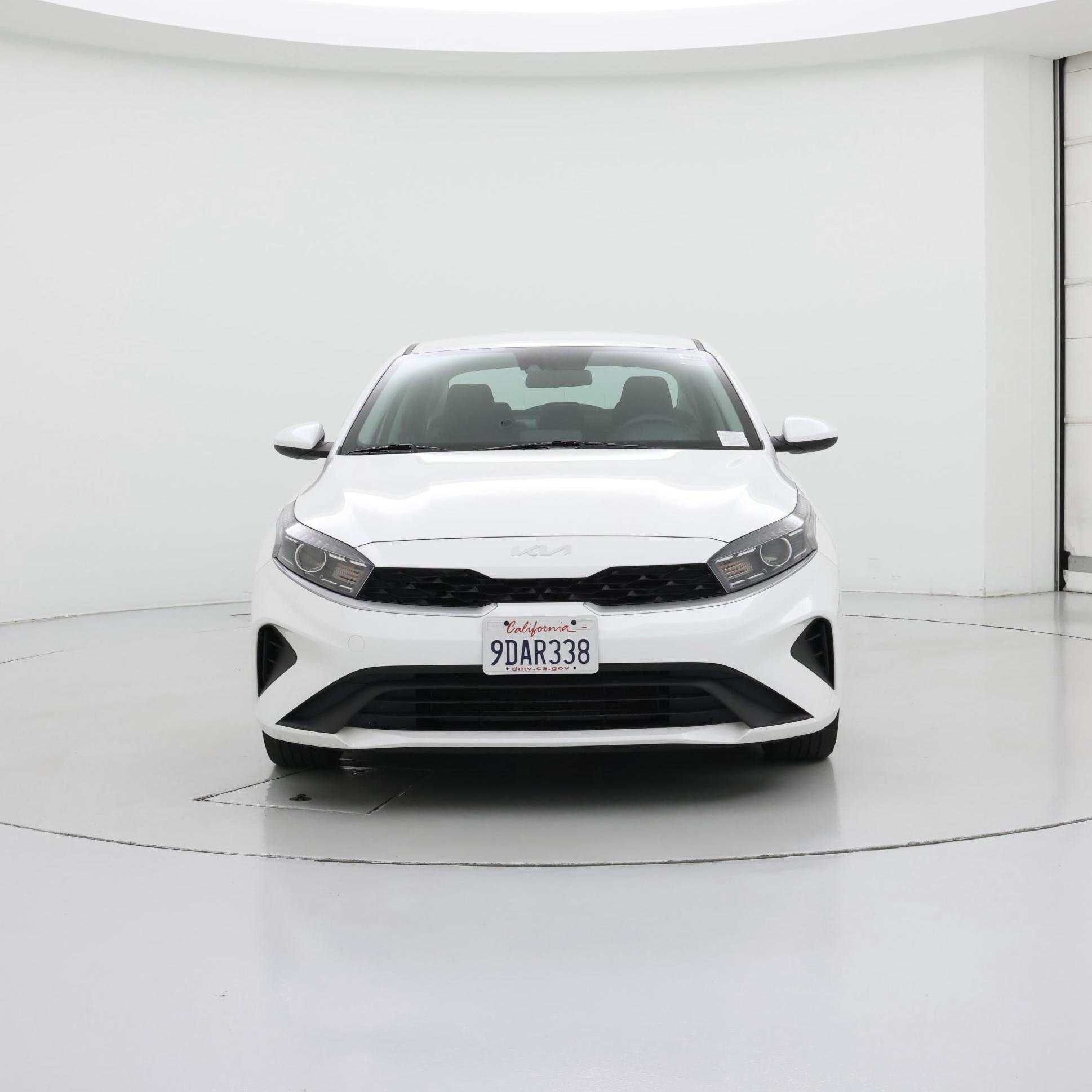 Thumbnail: 2022 Kia Forte - 5