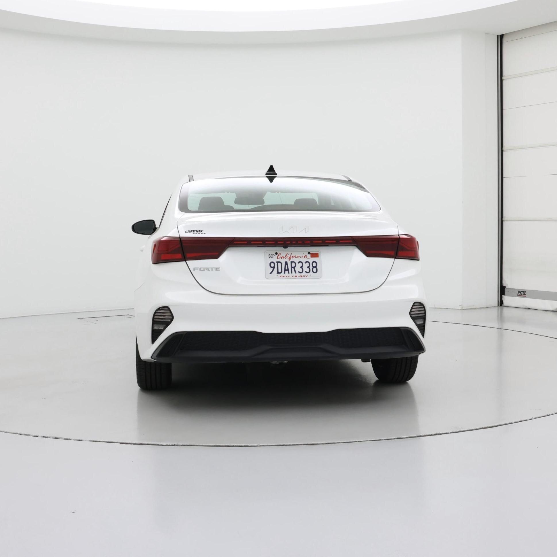 Thumbnail: 2022 Kia Forte - 6
