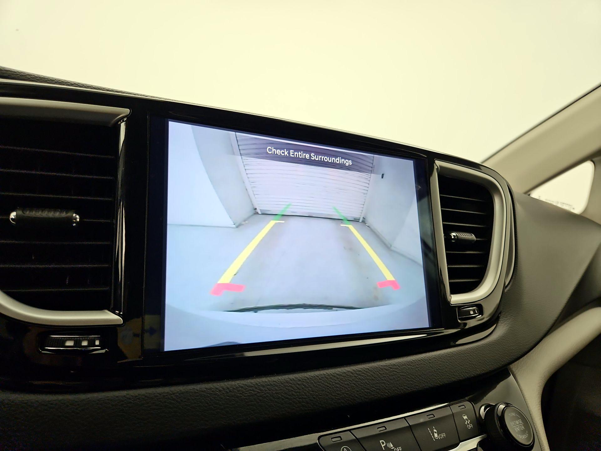 Thumbnail: 2022 Chrysler Pacifica - 14