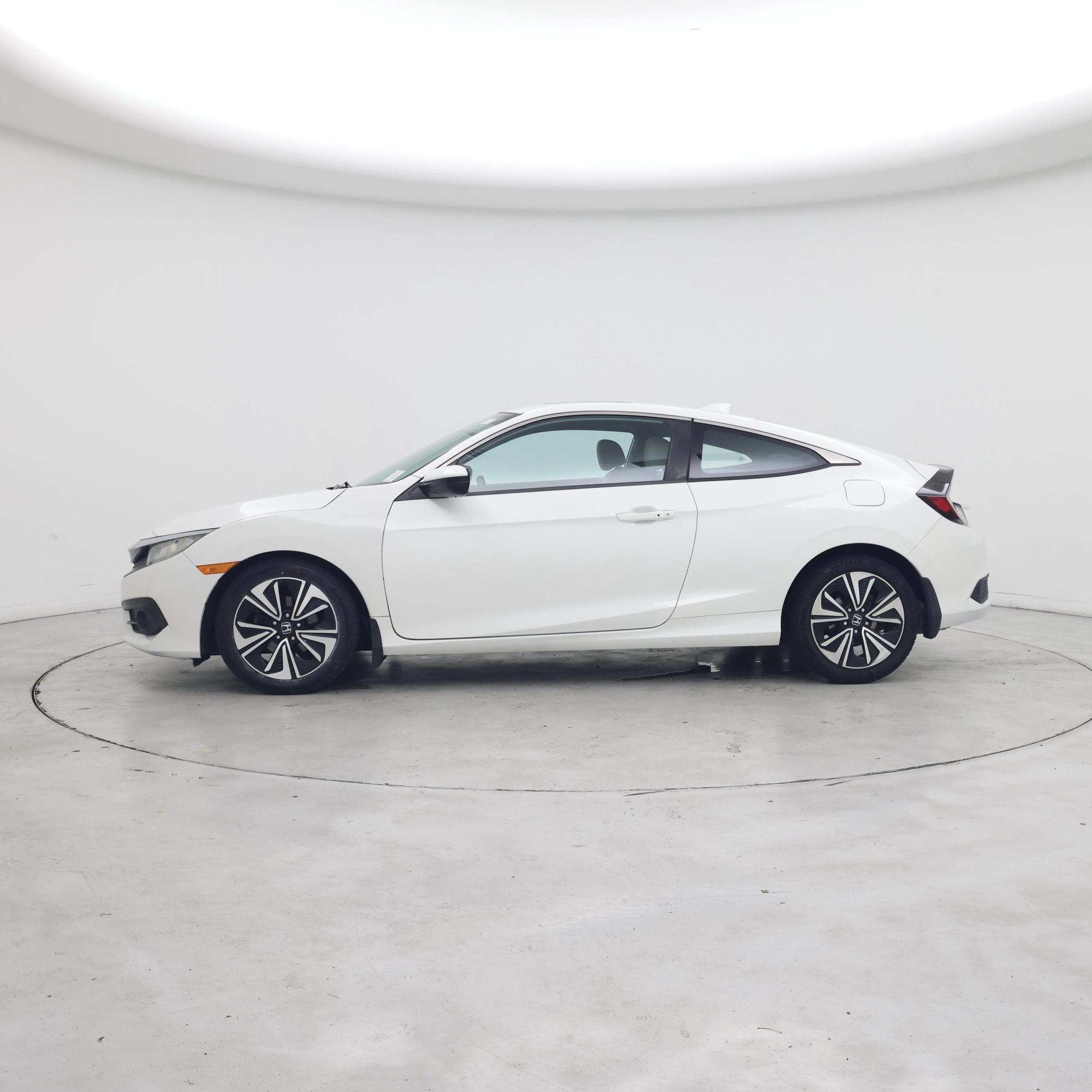 Thumbnail: 2016 Honda Civic - 3