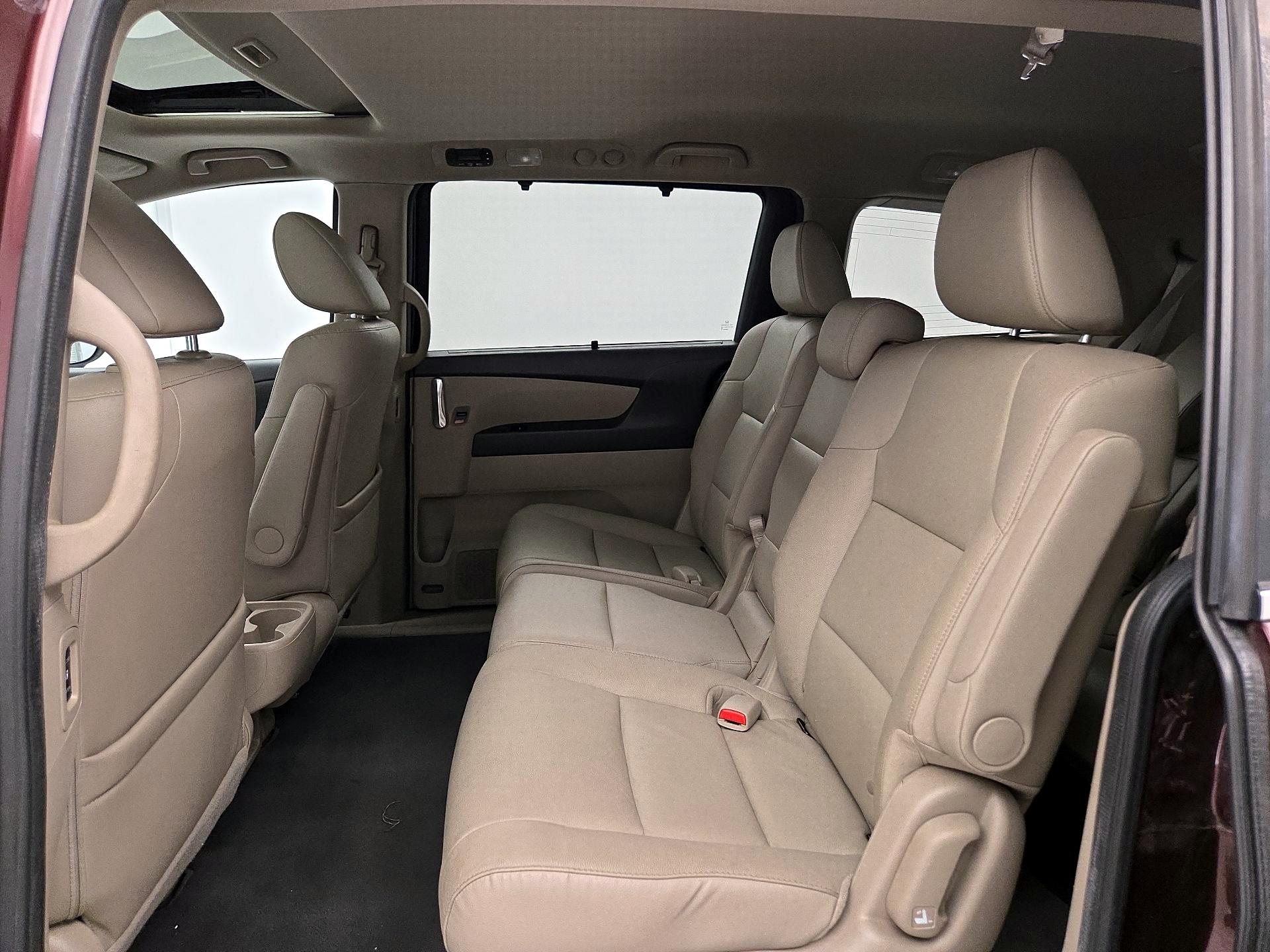 Thumbnail: 2015 Honda Odyssey - 20