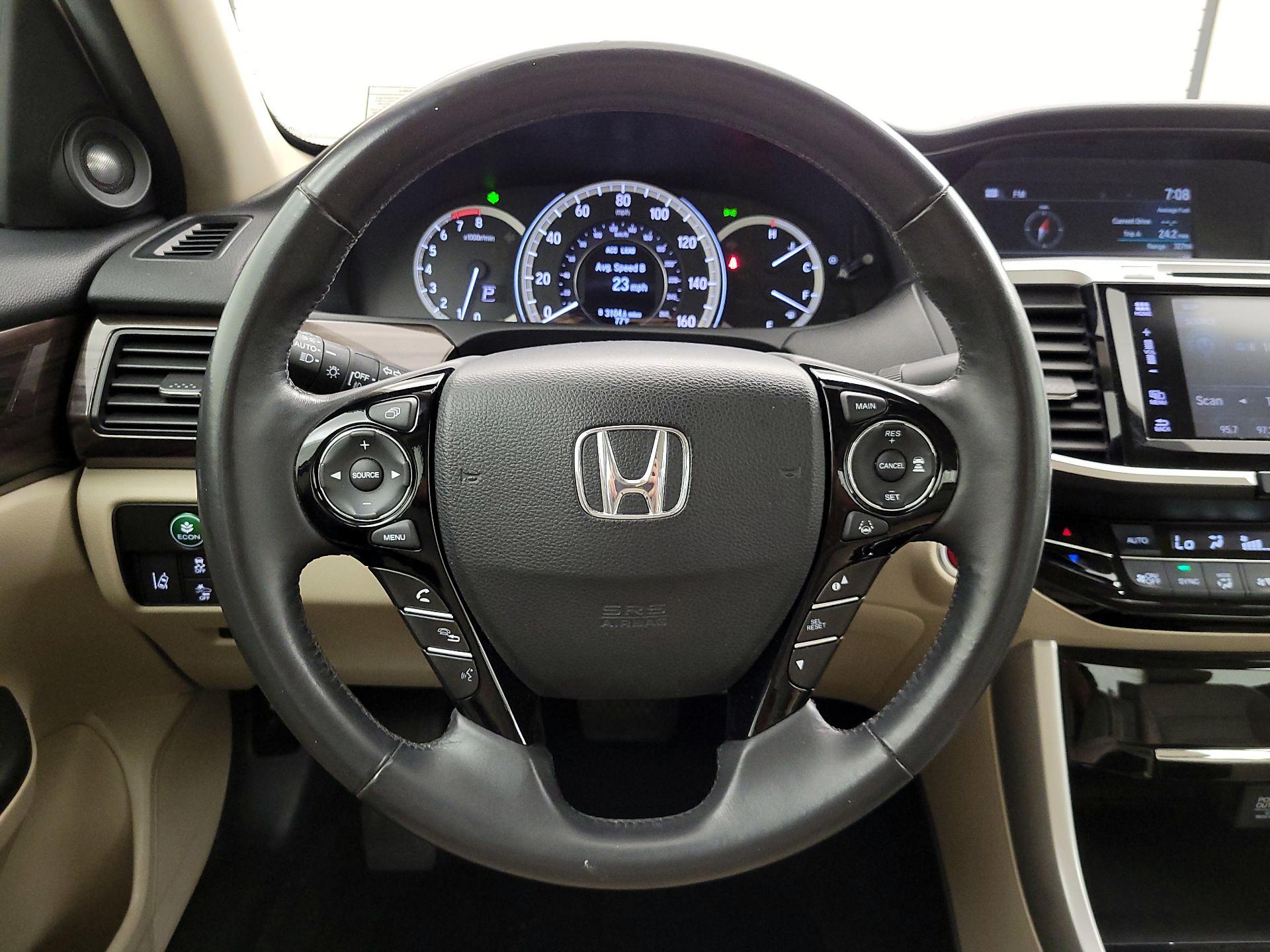 Thumbnail: 2016 Honda Accord - 10