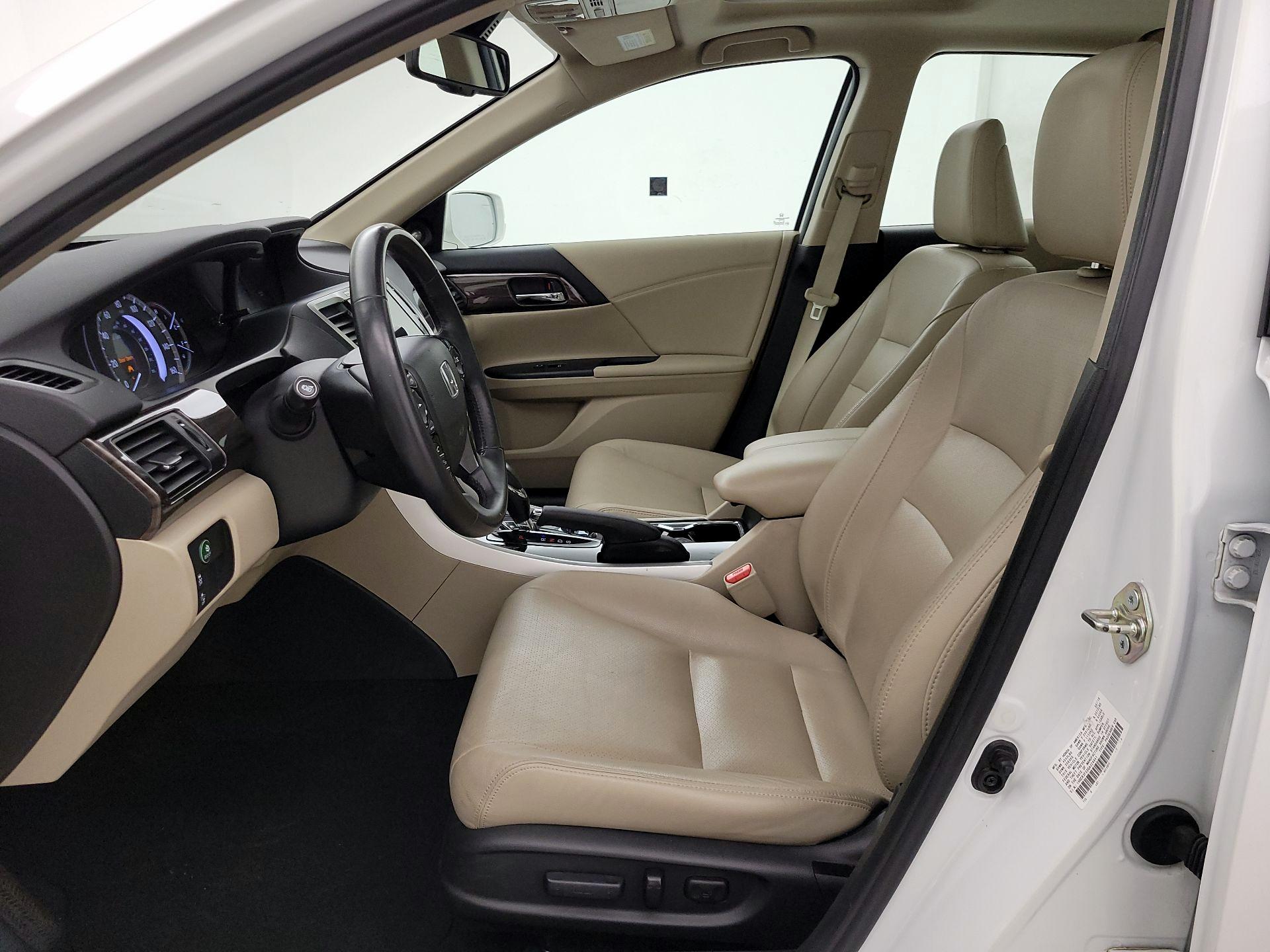 Thumbnail: 2016 Honda Accord - 11