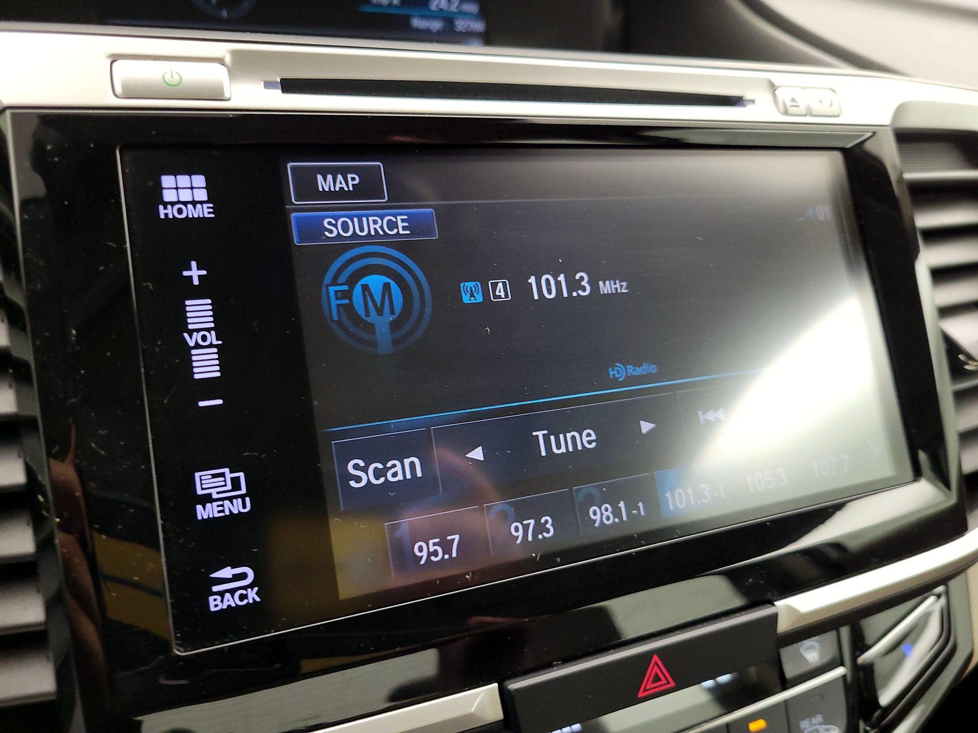 Thumbnail: 2016 Honda Accord - 15