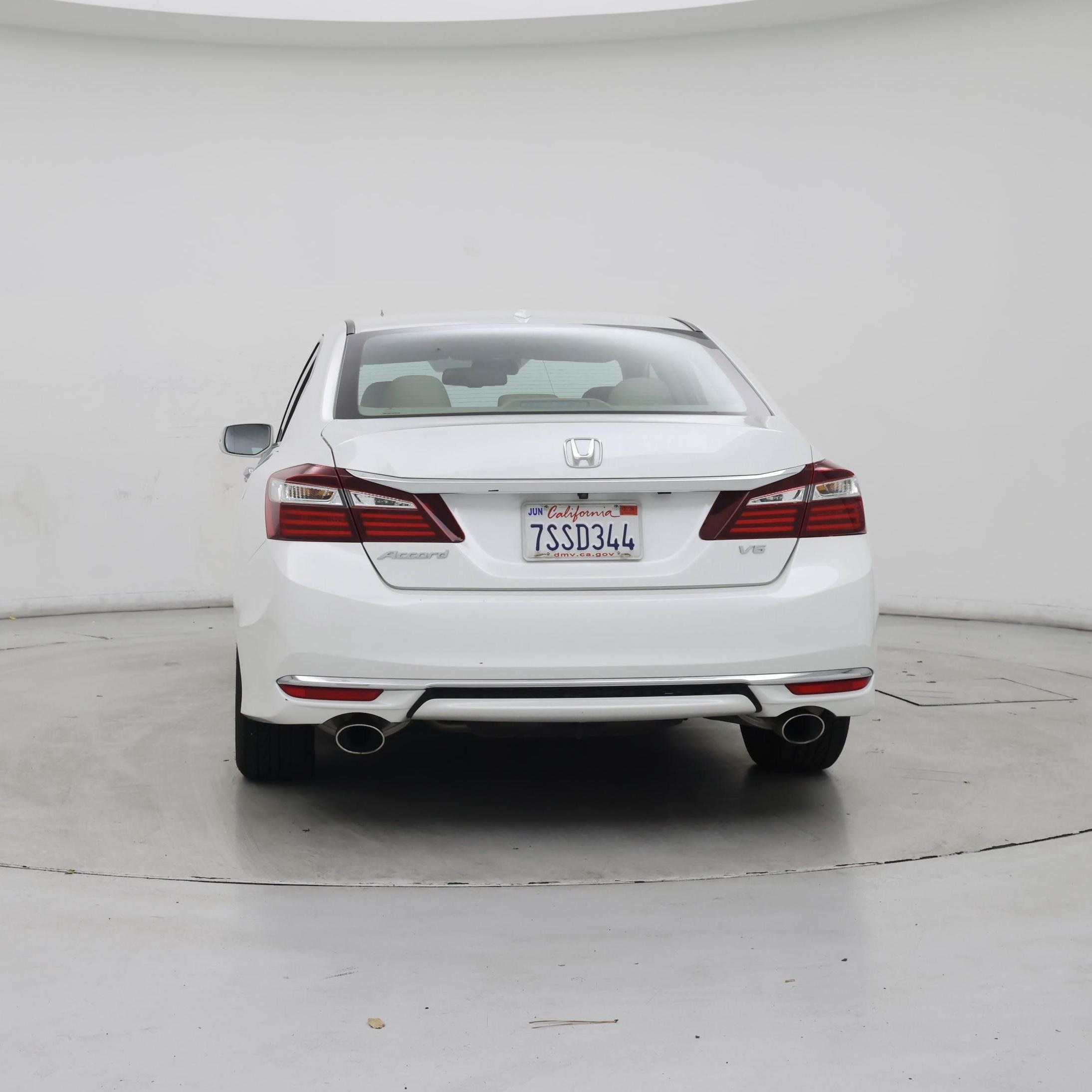 Thumbnail: 2016 Honda Accord - 6