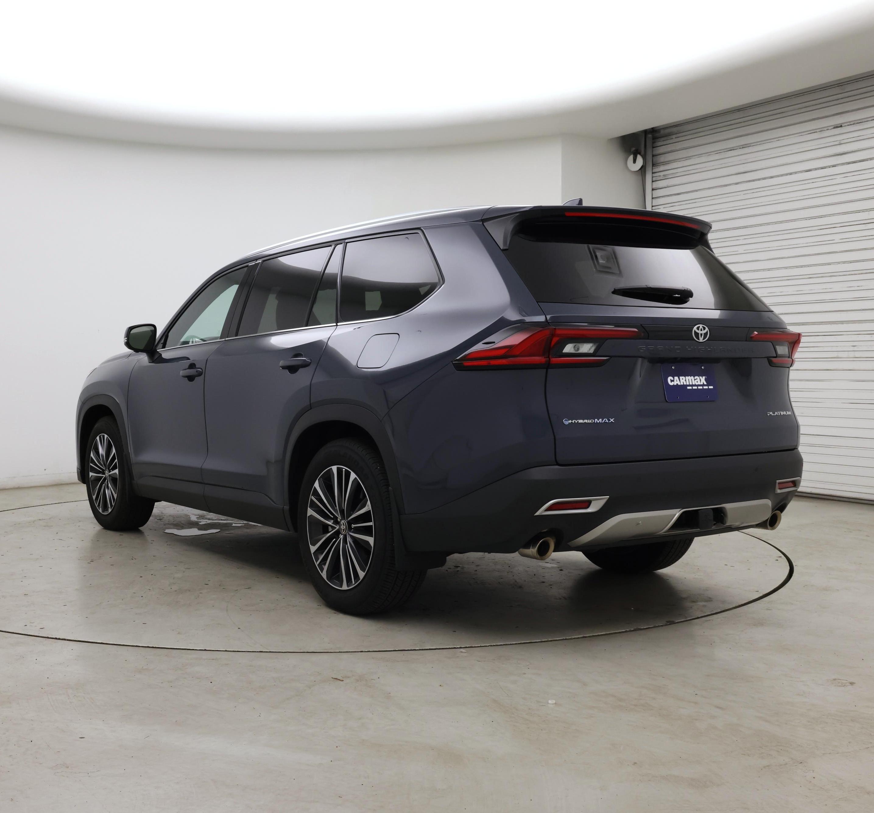 Thumbnail: 2025 Toyota Highlander - 2