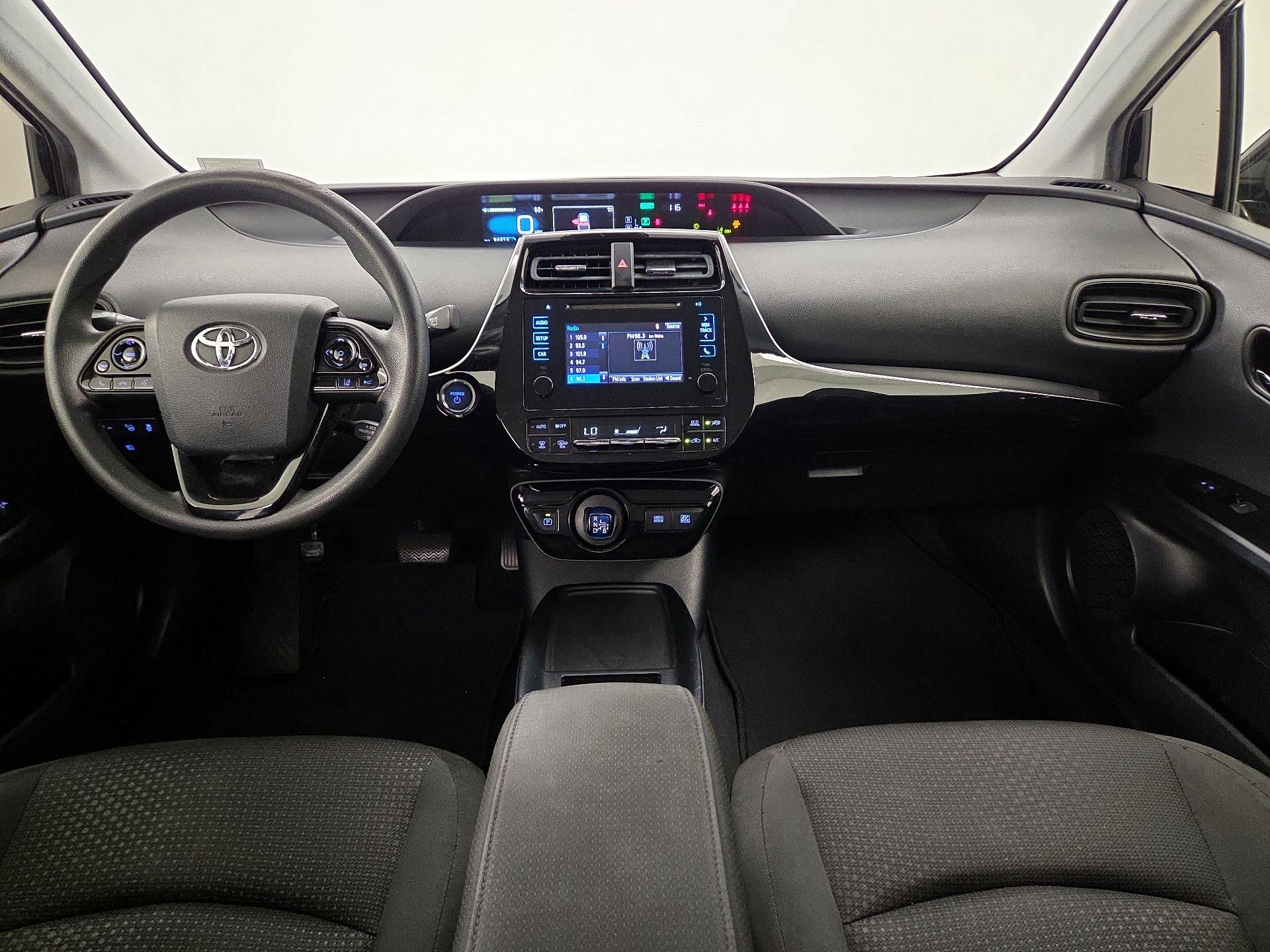 Thumbnail: 2019 Toyota Prius - 9