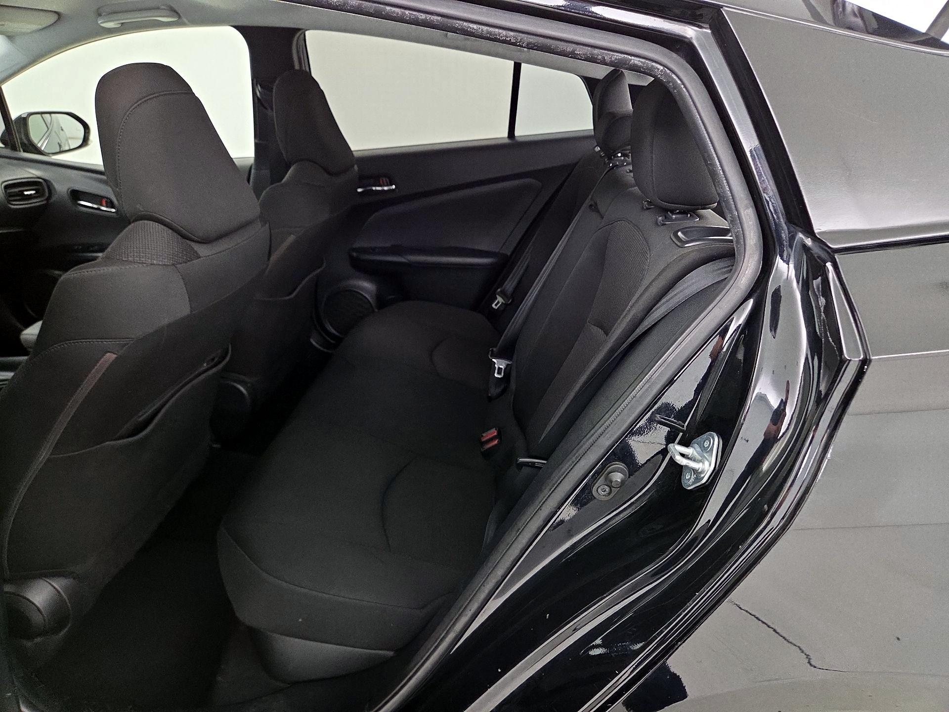 Thumbnail: 2019 Toyota Prius - 19