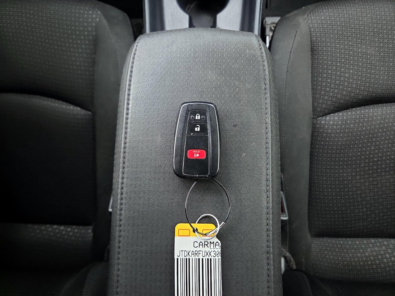 2019 Toyota Prius LE - Photo 23