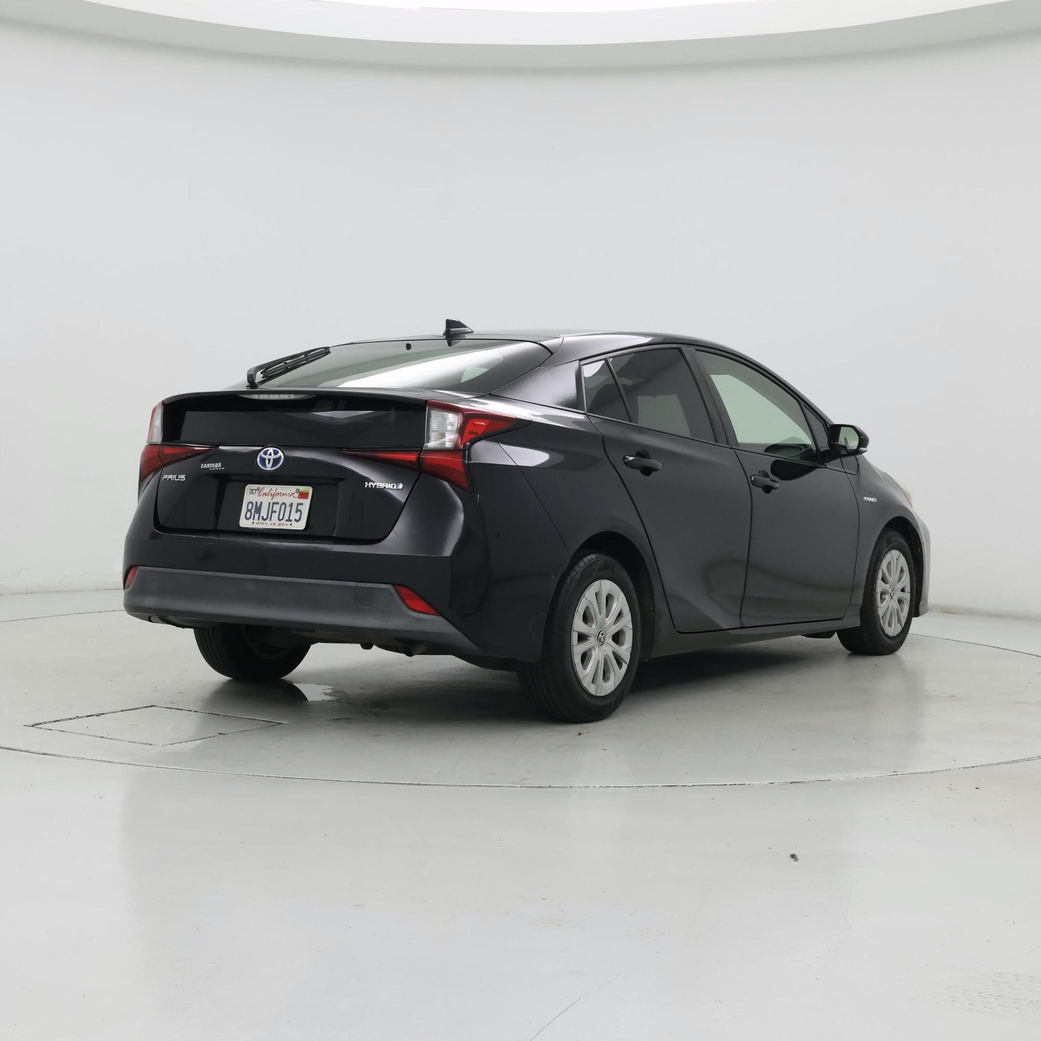 Thumbnail: 2019 Toyota Prius - 8