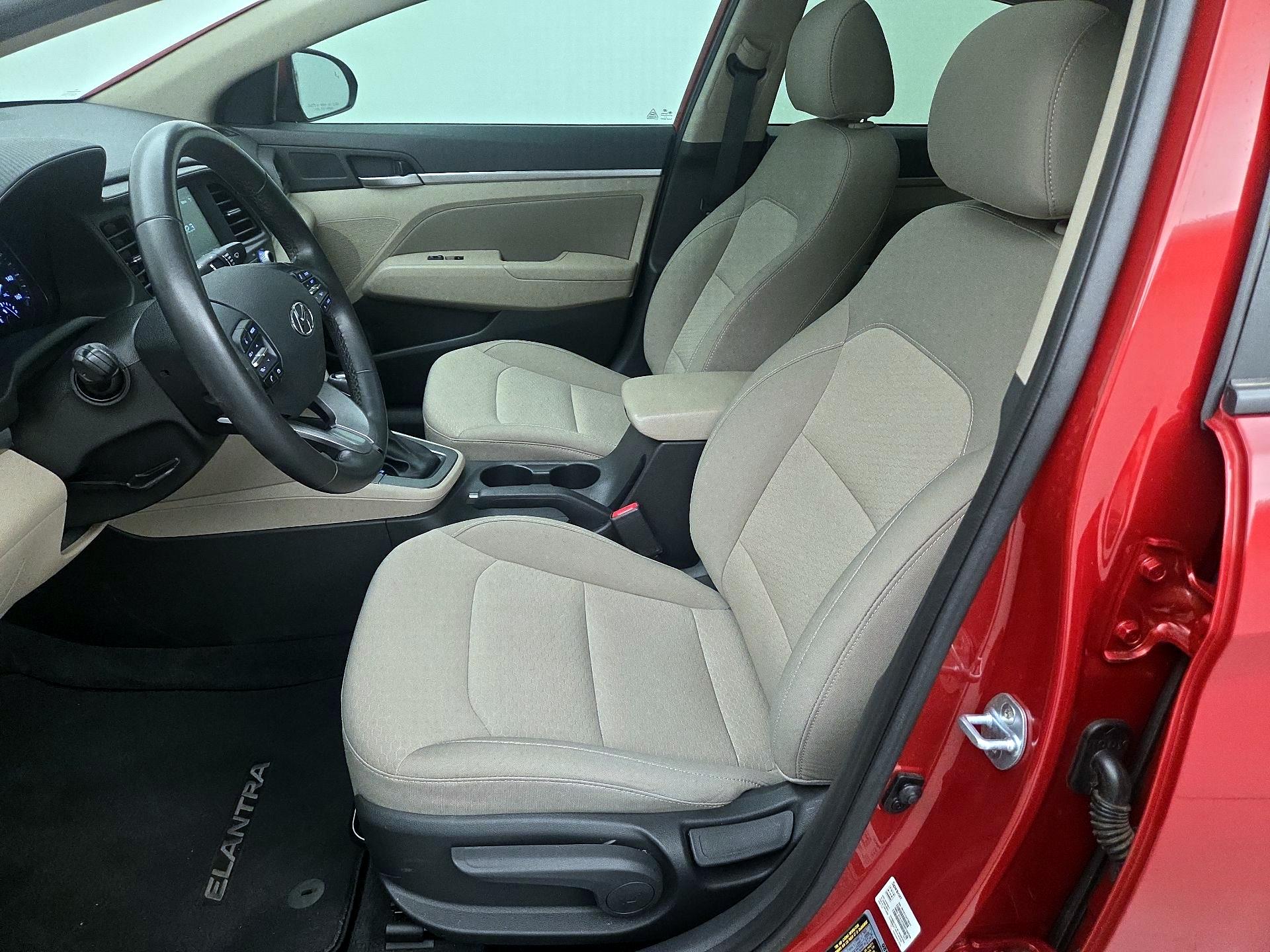 Thumbnail: 2019 Hyundai Elantra - 11