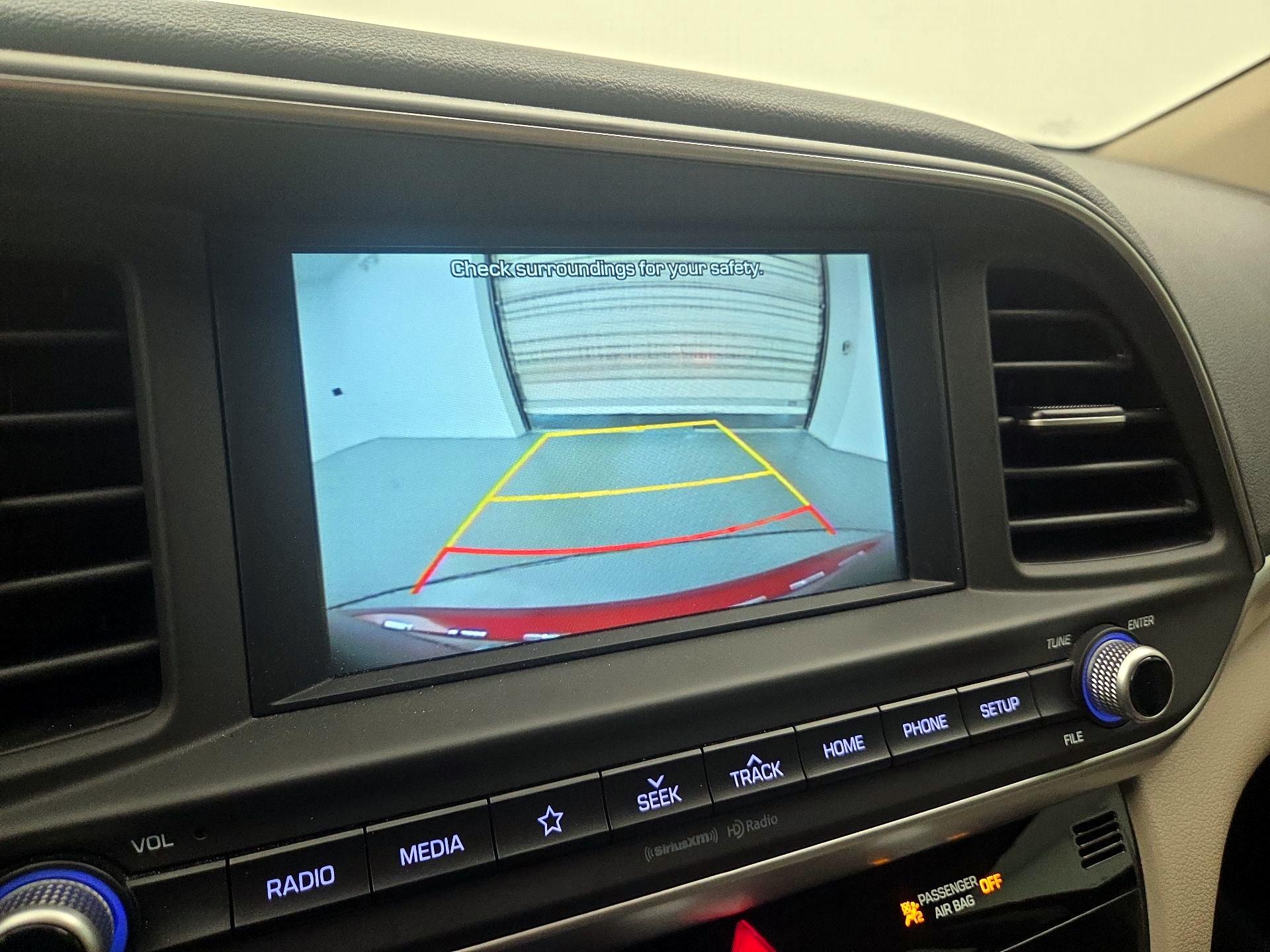 Thumbnail: 2019 Hyundai Elantra - 14
