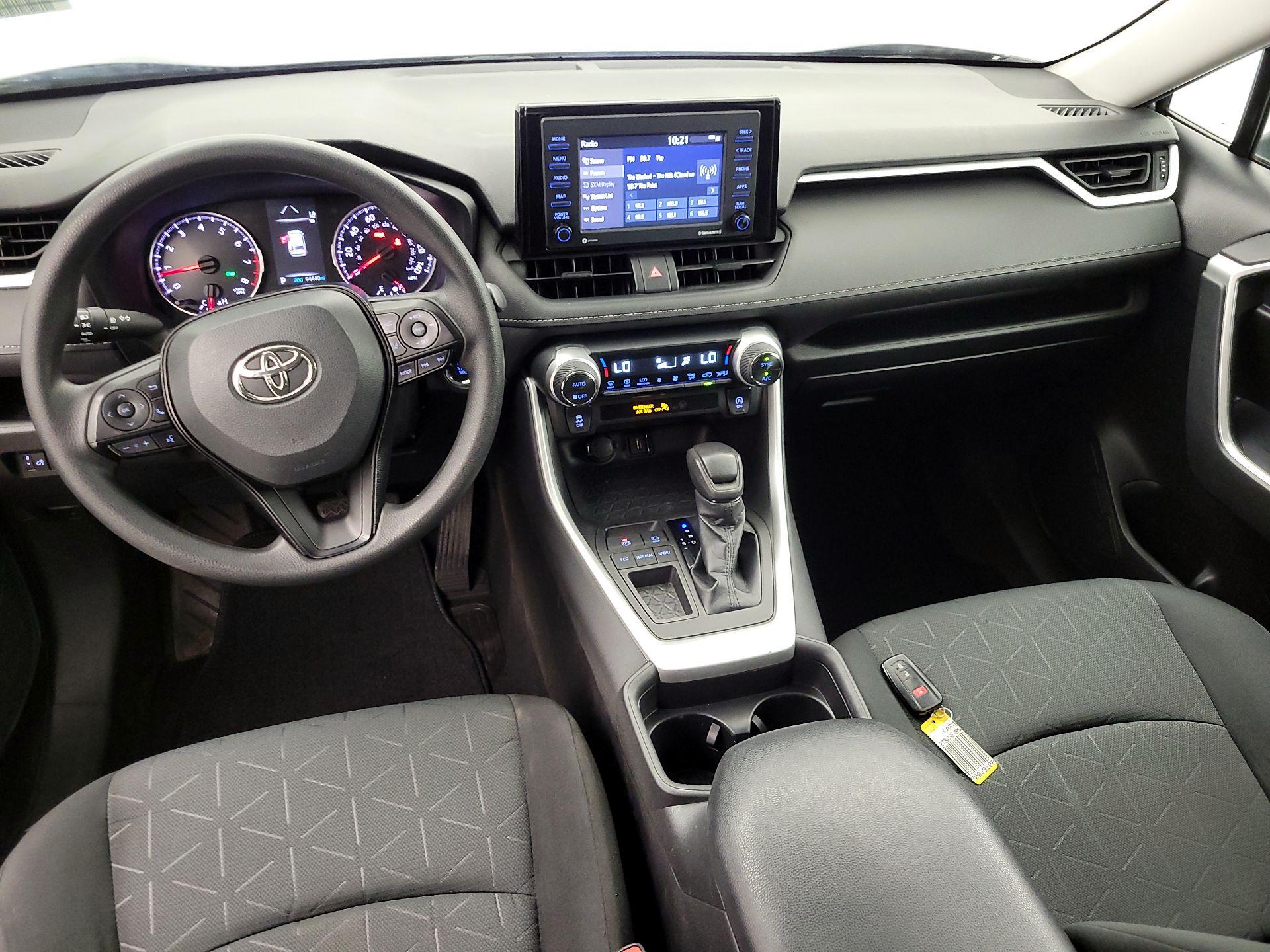 Thumbnail: 2021 Toyota RAV4 - 9
