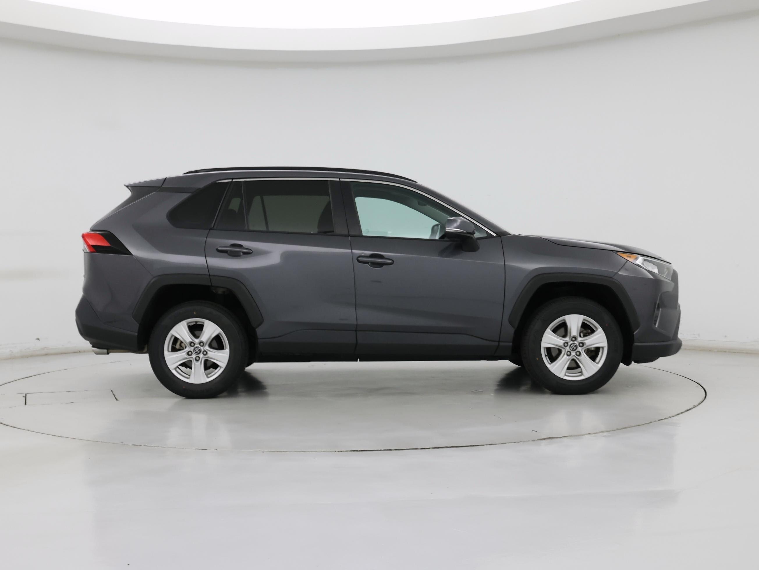 Thumbnail: 2021 Toyota RAV4 - 7
