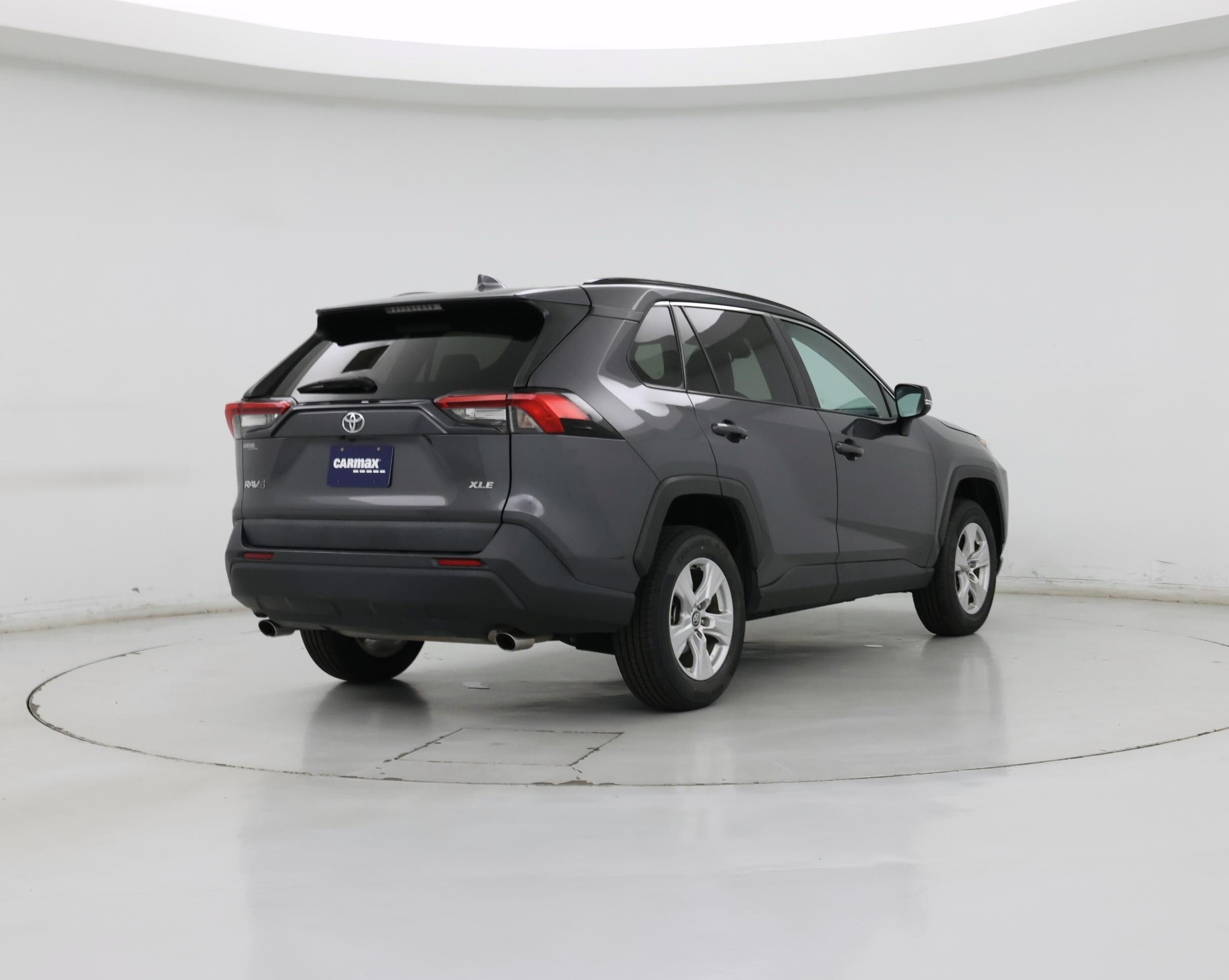 Thumbnail: 2021 Toyota RAV4 - 8