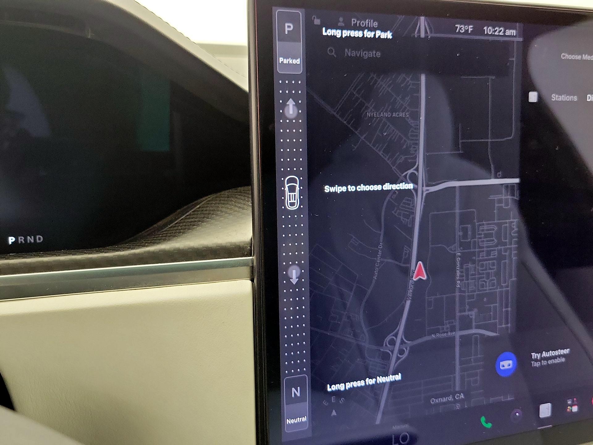 Thumbnail: 2023 Tesla Model X - 17