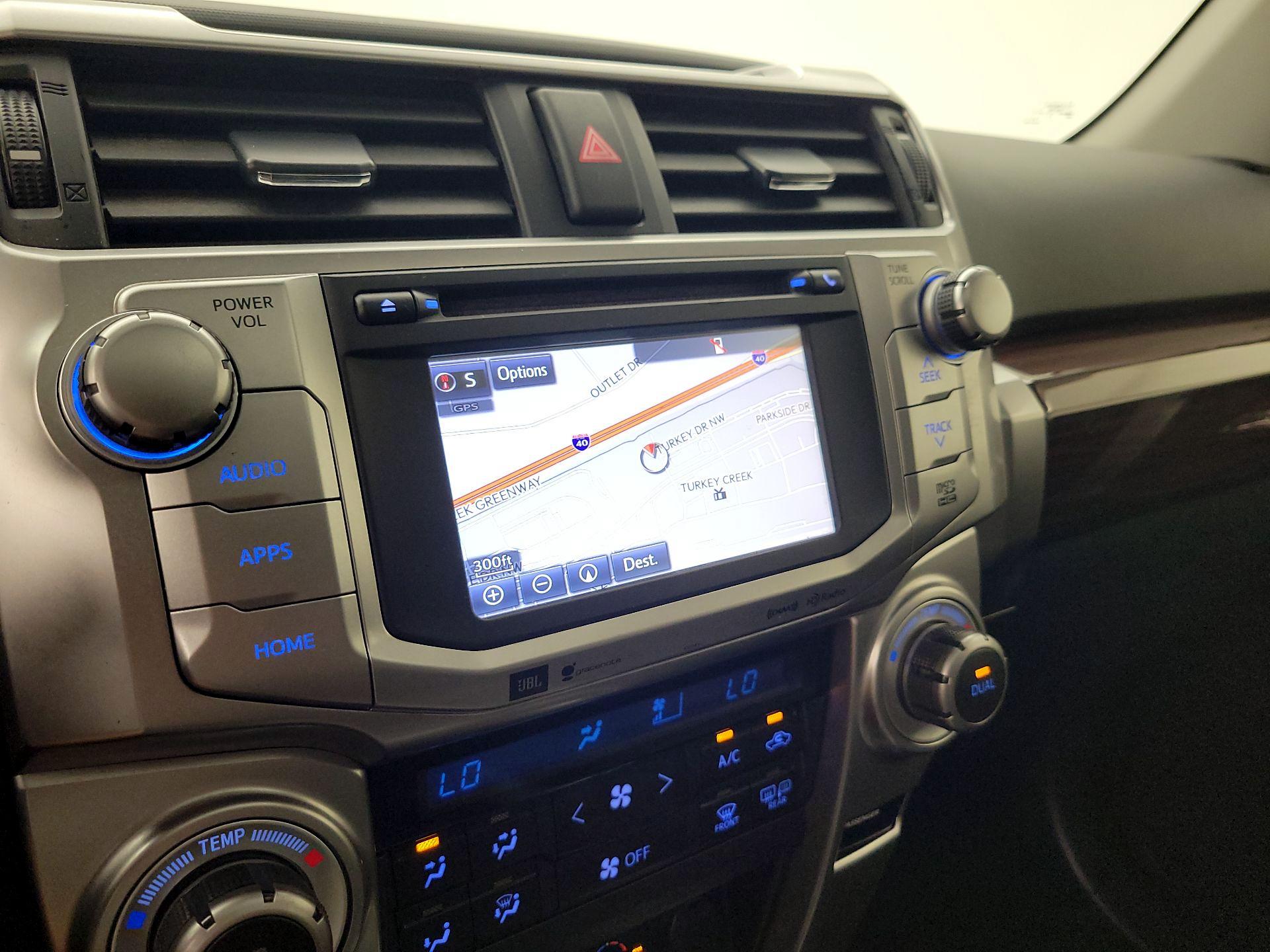 Thumbnail: 2016 Toyota 4Runner - 14