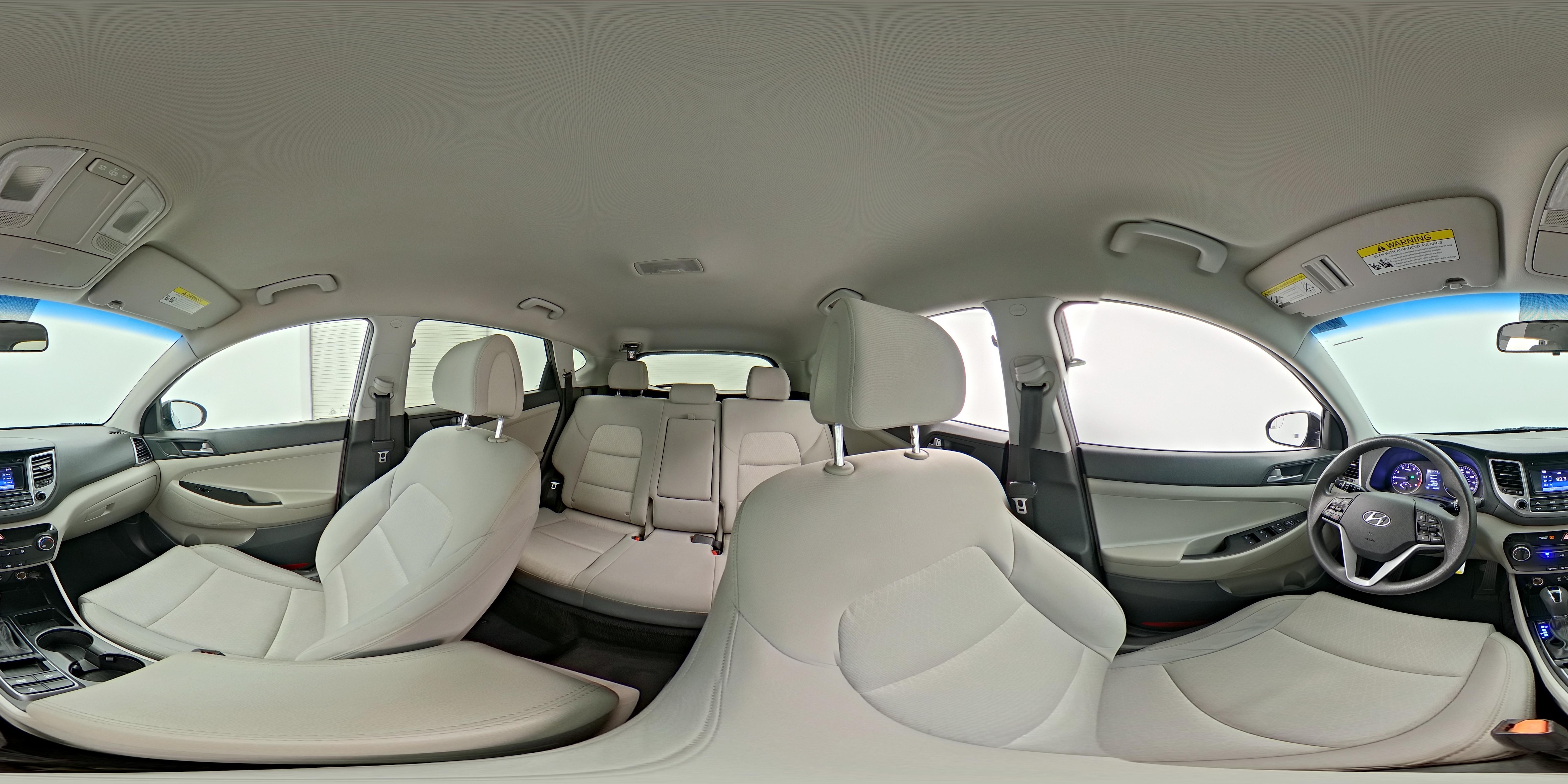 2017 Hyundai Tucson SE - Photo 24