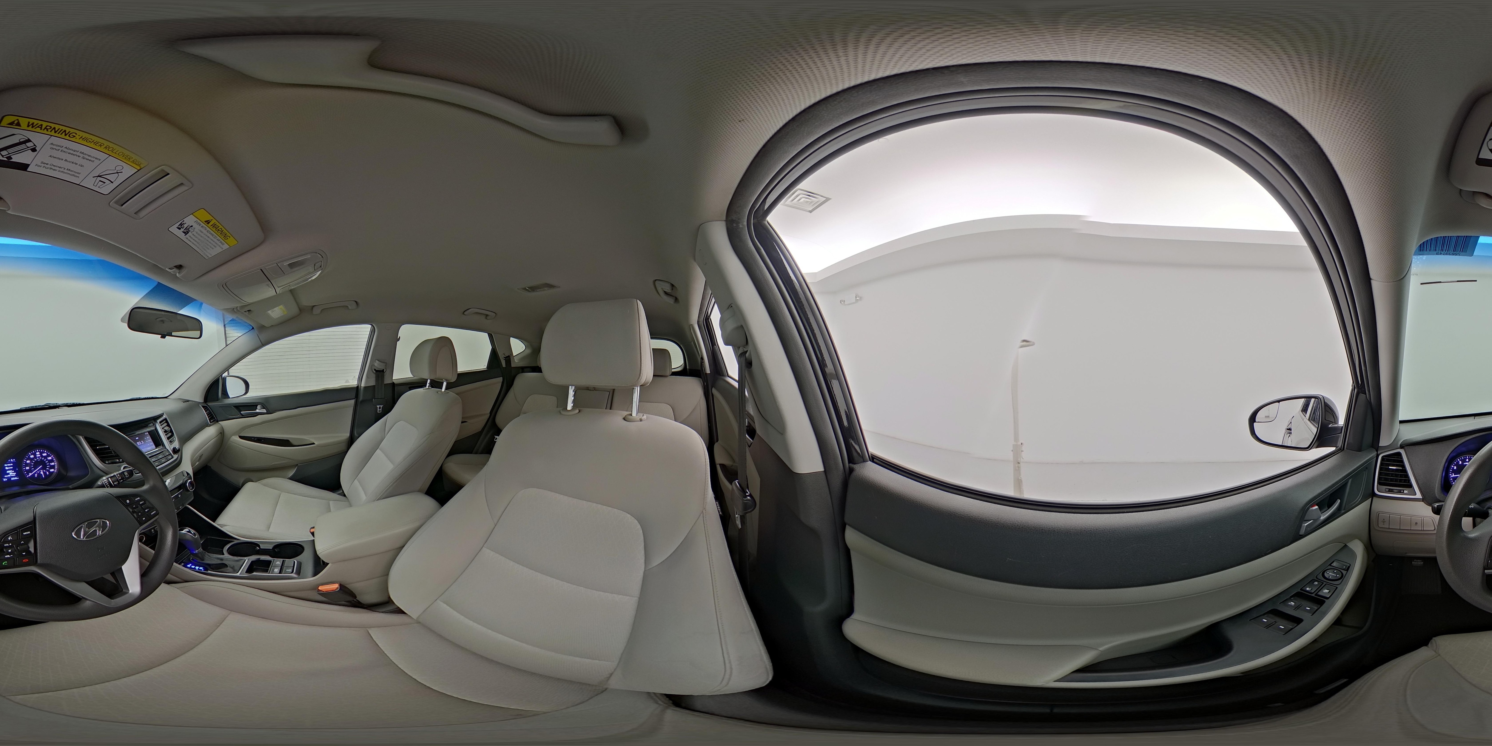 2017 Hyundai Tucson SE - Photo 26