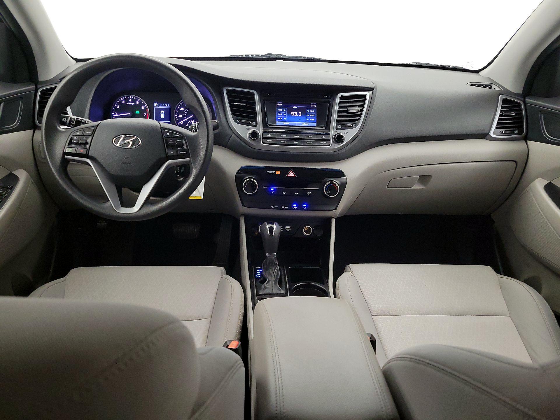 Thumbnail: 2017 Hyundai Tucson - 9