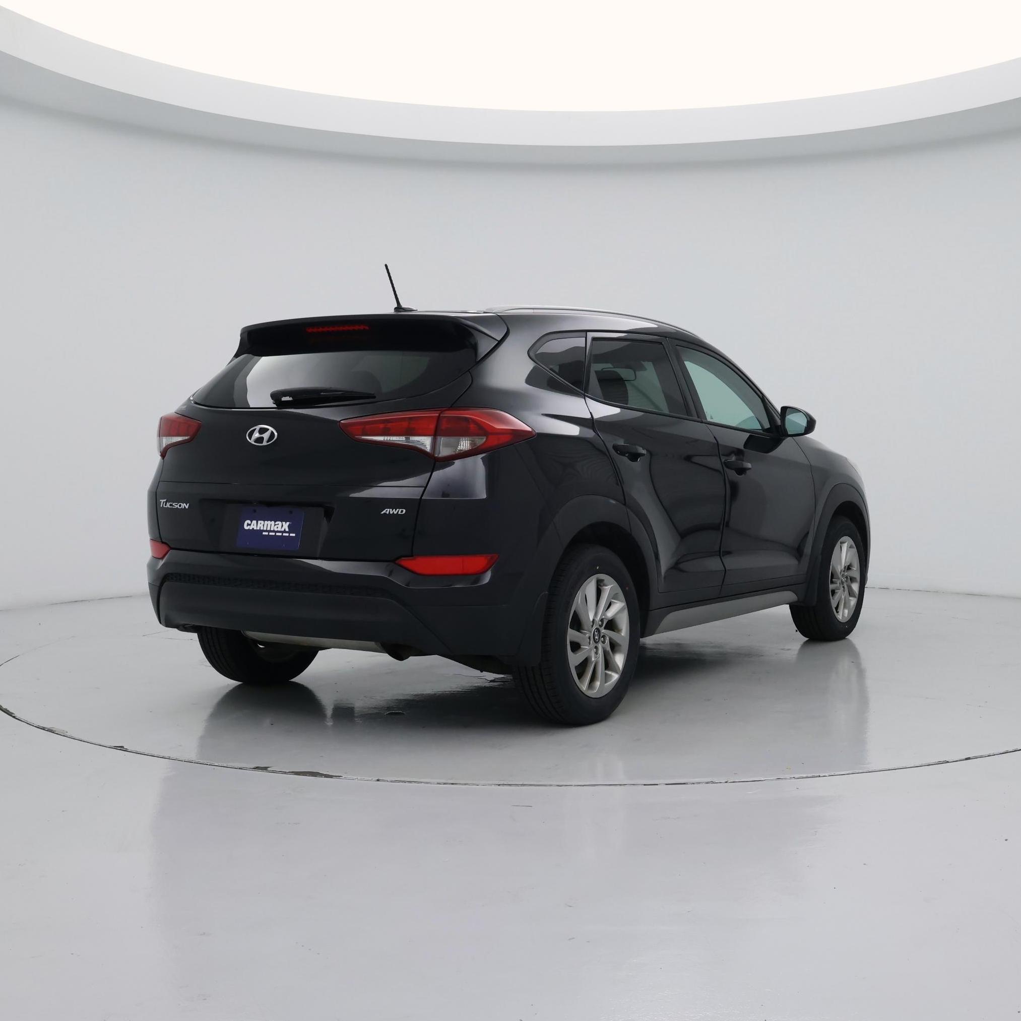 Thumbnail: 2017 Hyundai Tucson - 8
