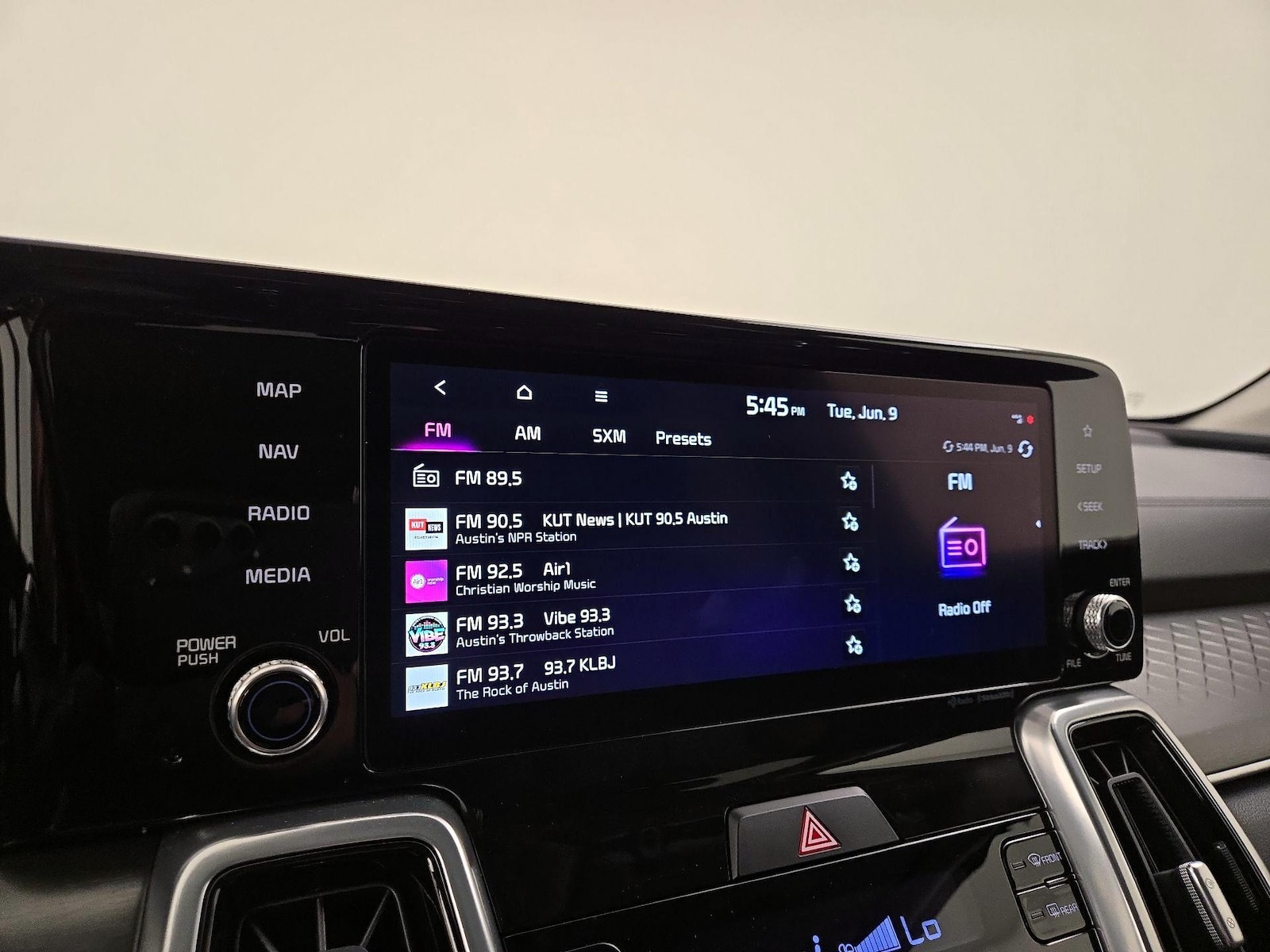 2023 Kia Sorento SX - Photo 17