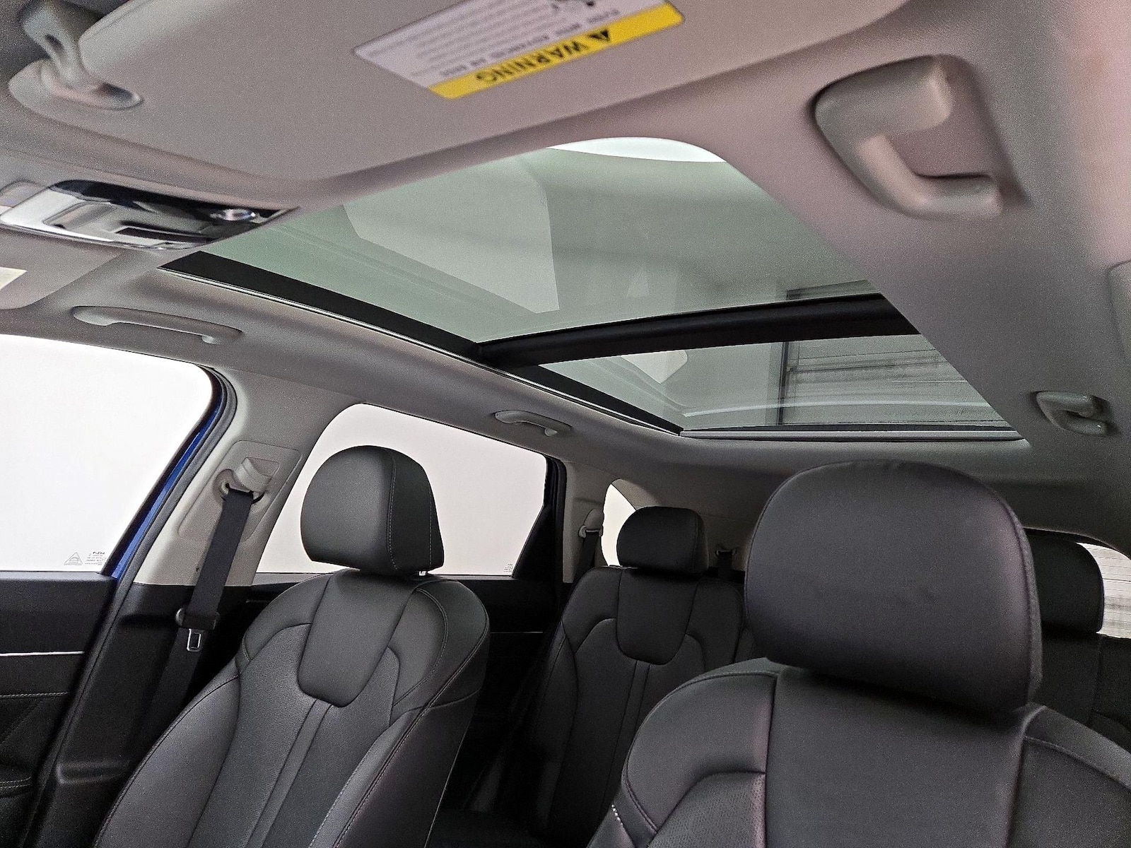 2023 Kia Sorento SX - Photo 21