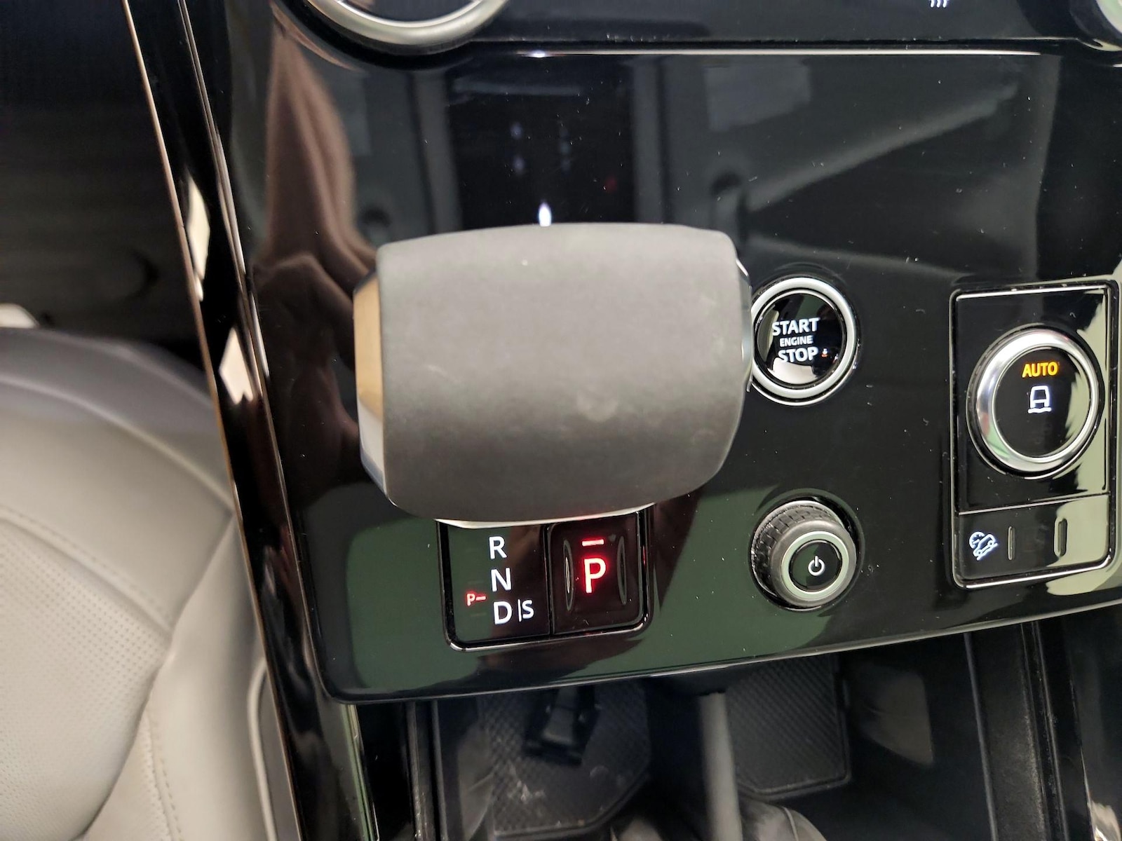 2023 Land Rover Range Rover Sport SE - Photo 18
