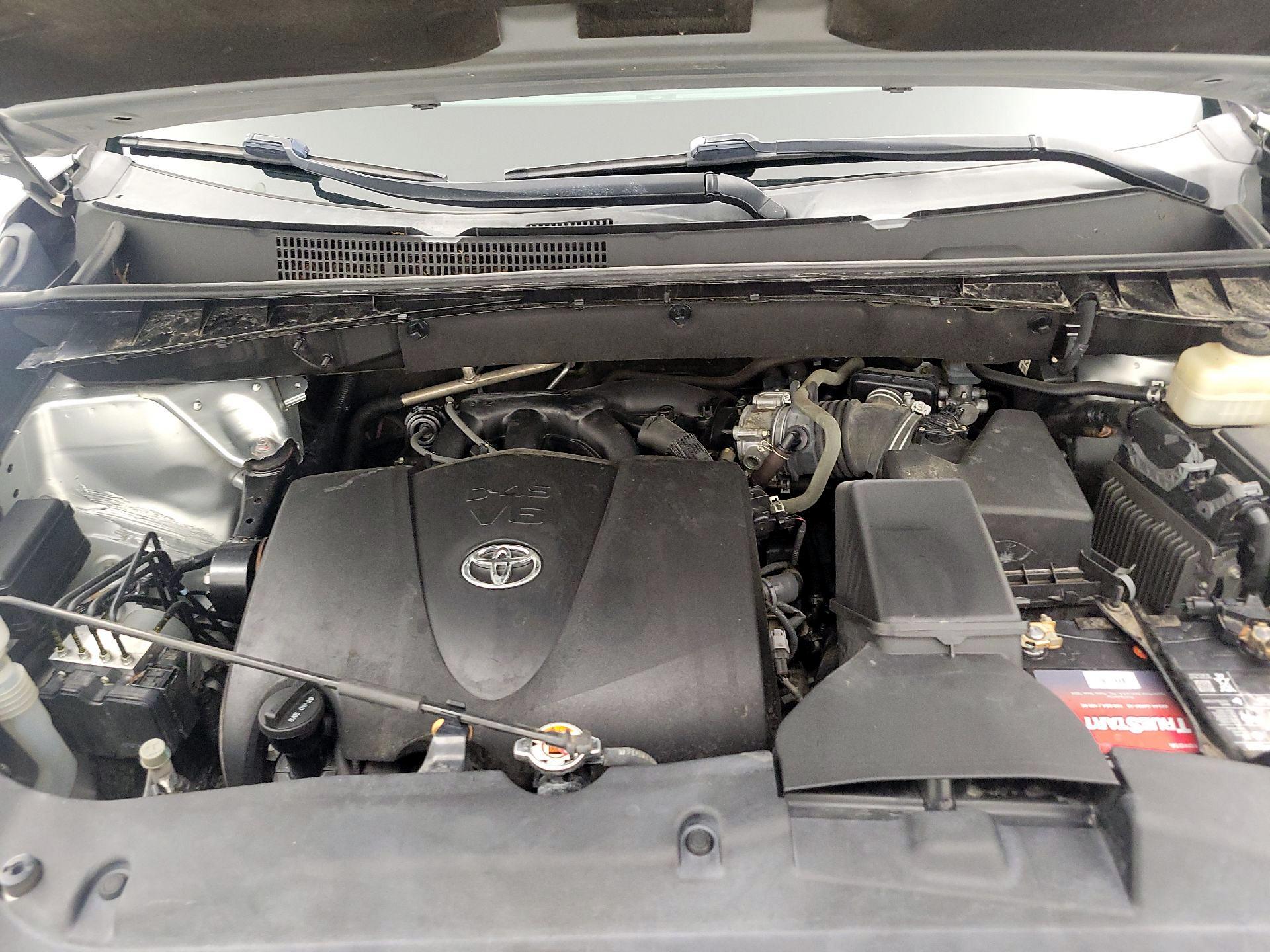 Thumbnail: 2018 Toyota Highlander - 17