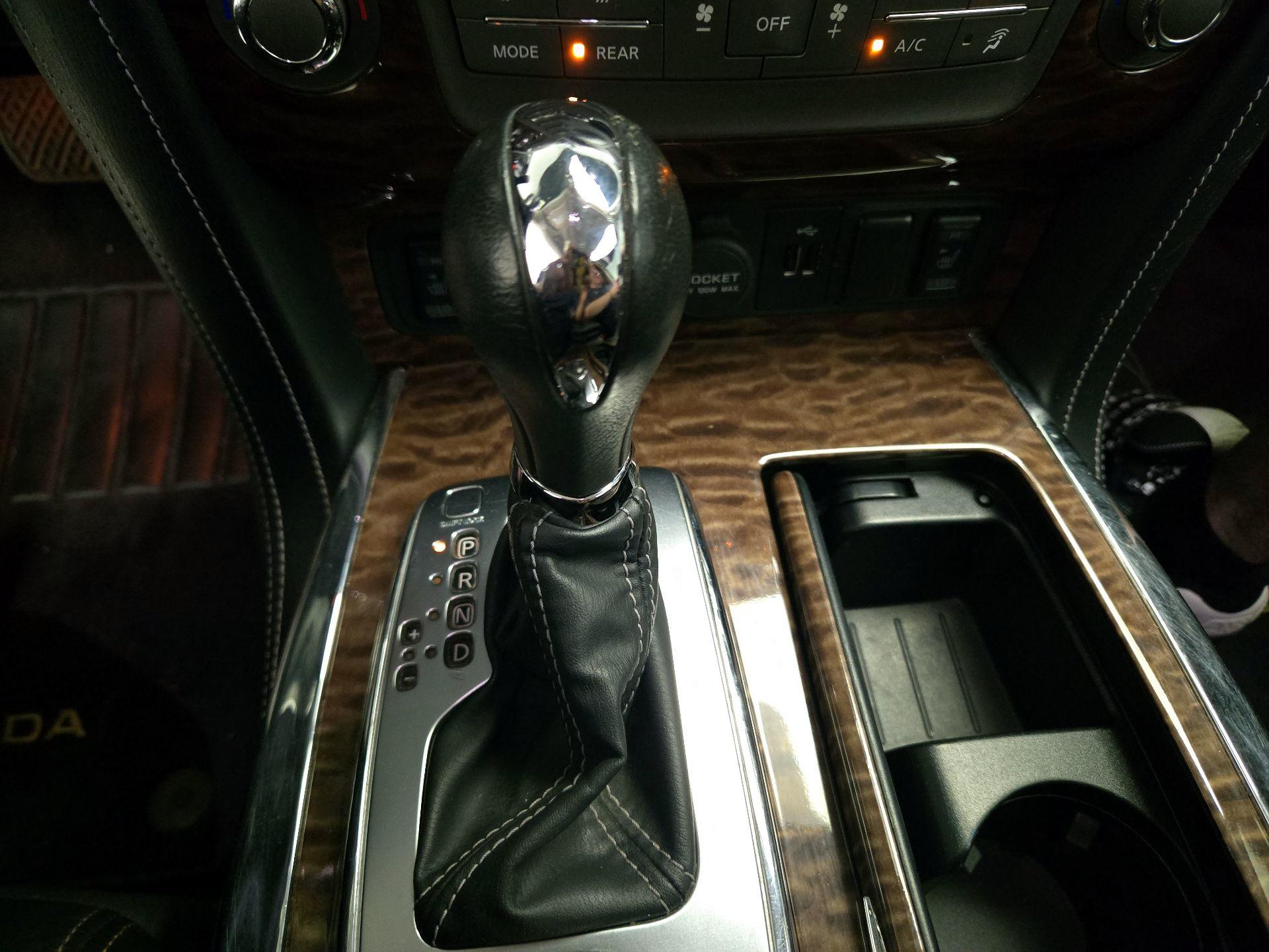Thumbnail: 2020 Nissan Armada - 18