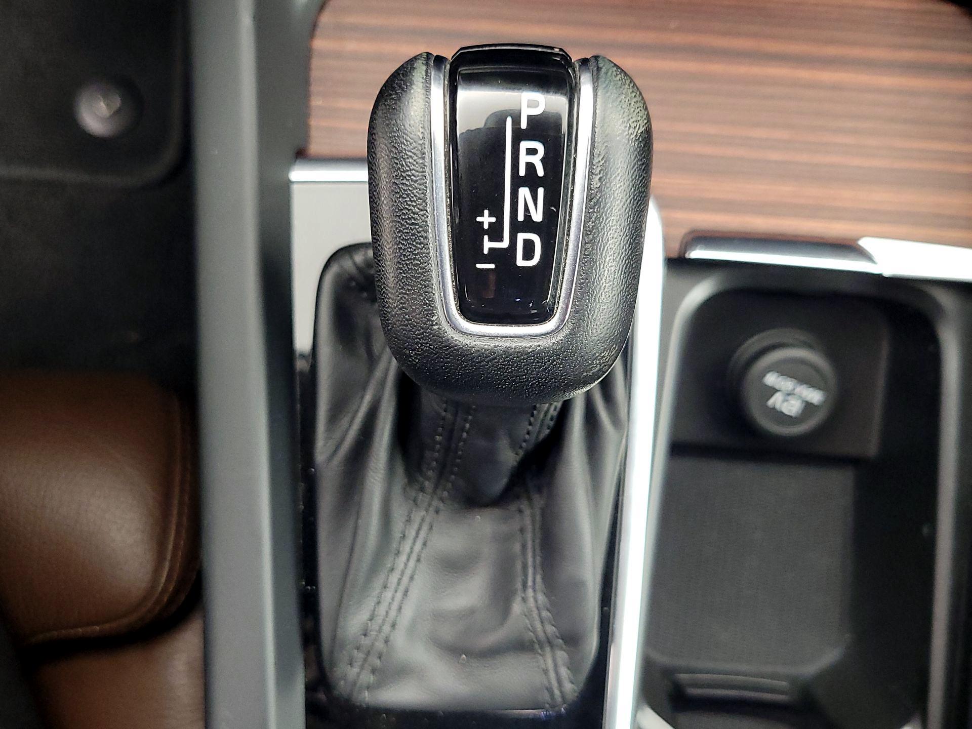 Thumbnail: 2021 Volvo S60 - 18