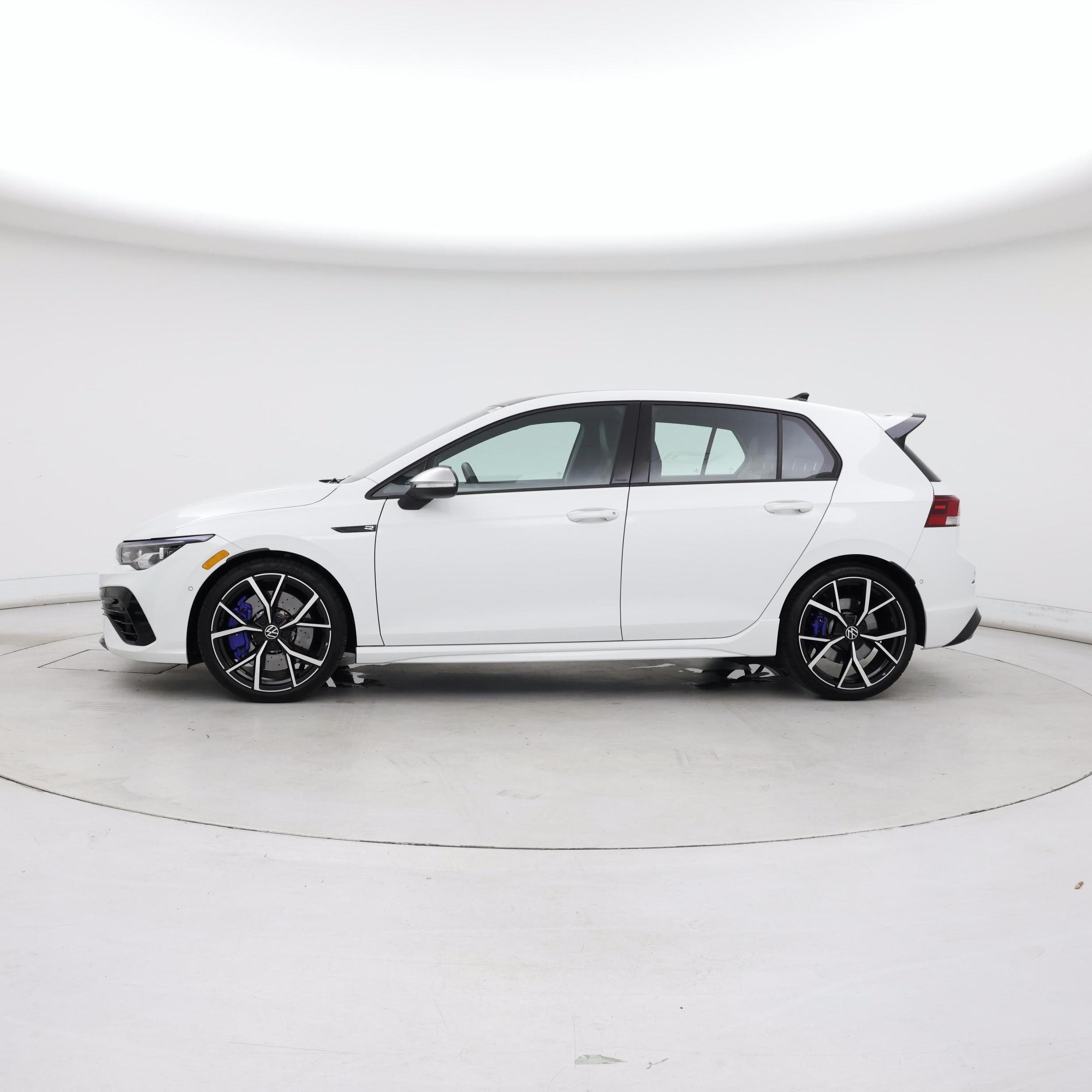 Thumbnail: 2024 Volkswagen Golf - 3