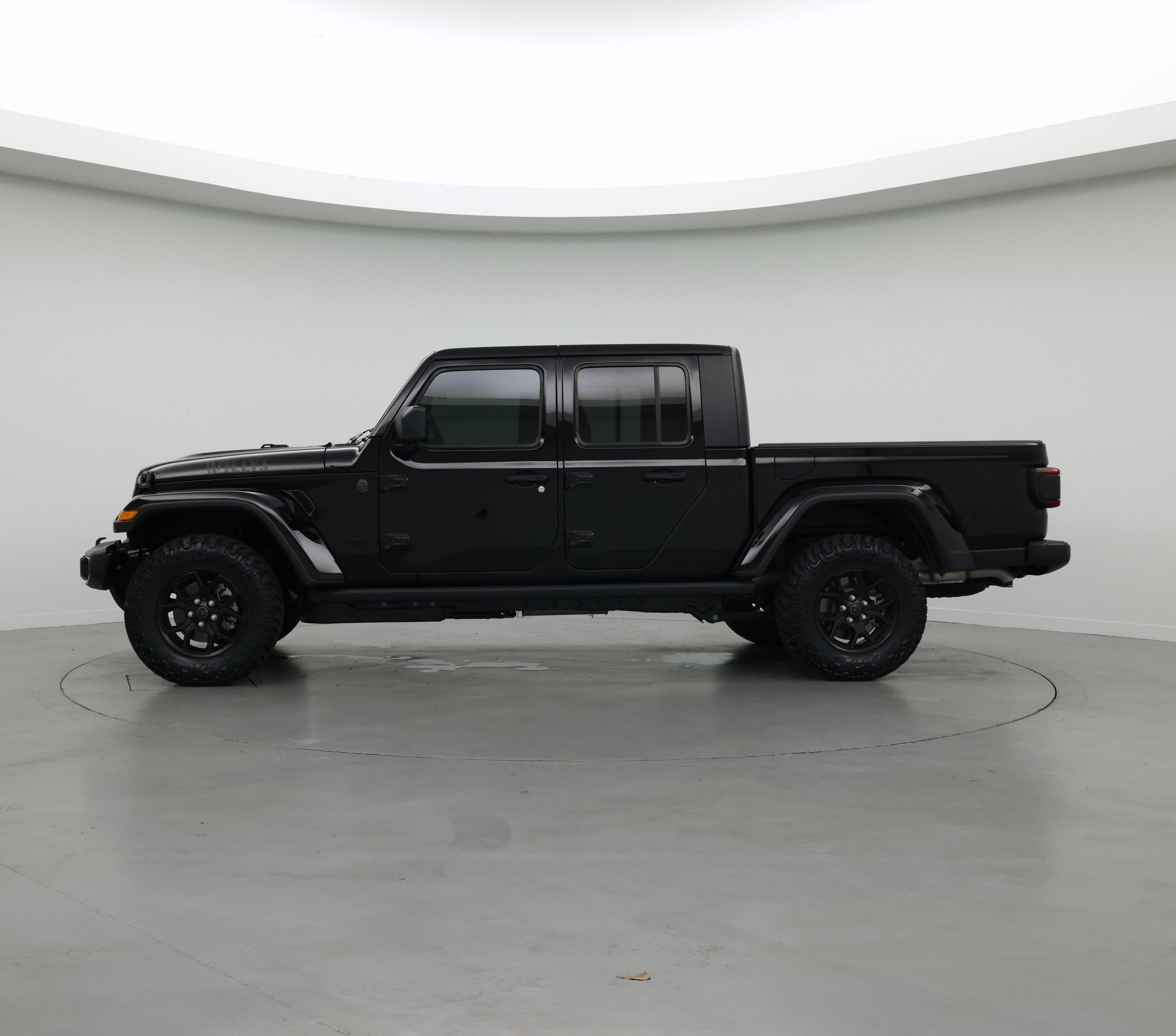 Thumbnail: 2026 Jeep Gladiator - 3